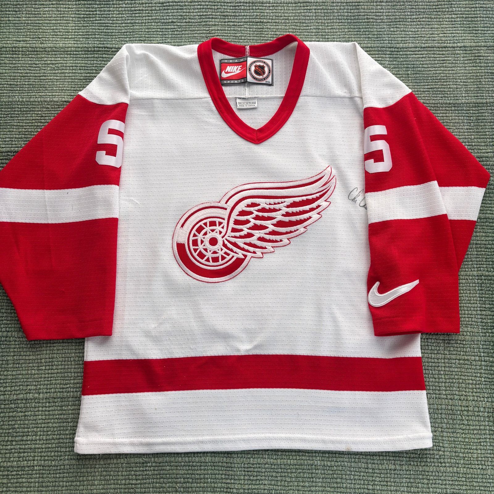 NHL × Nike × Vintage Vtg Nike Nicklas Lidström Detroit Red Wings Autograph Jersey Size US M / EU 48-50 / 2 - 1 Thumbnail