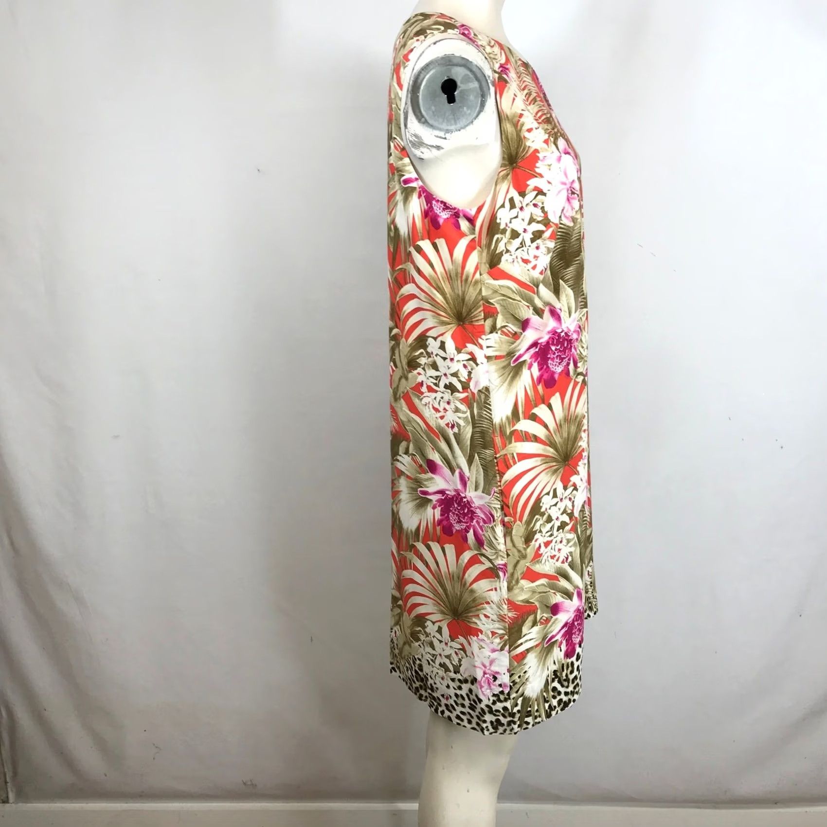 Tommy Bahama VINTAGE? No, but keep focus: Tommy Bahama Tropical Orchid Leopard Print Shift Dress Coral Small NWT Size S / US 4 / IT 40 - 4 Thumbnail
