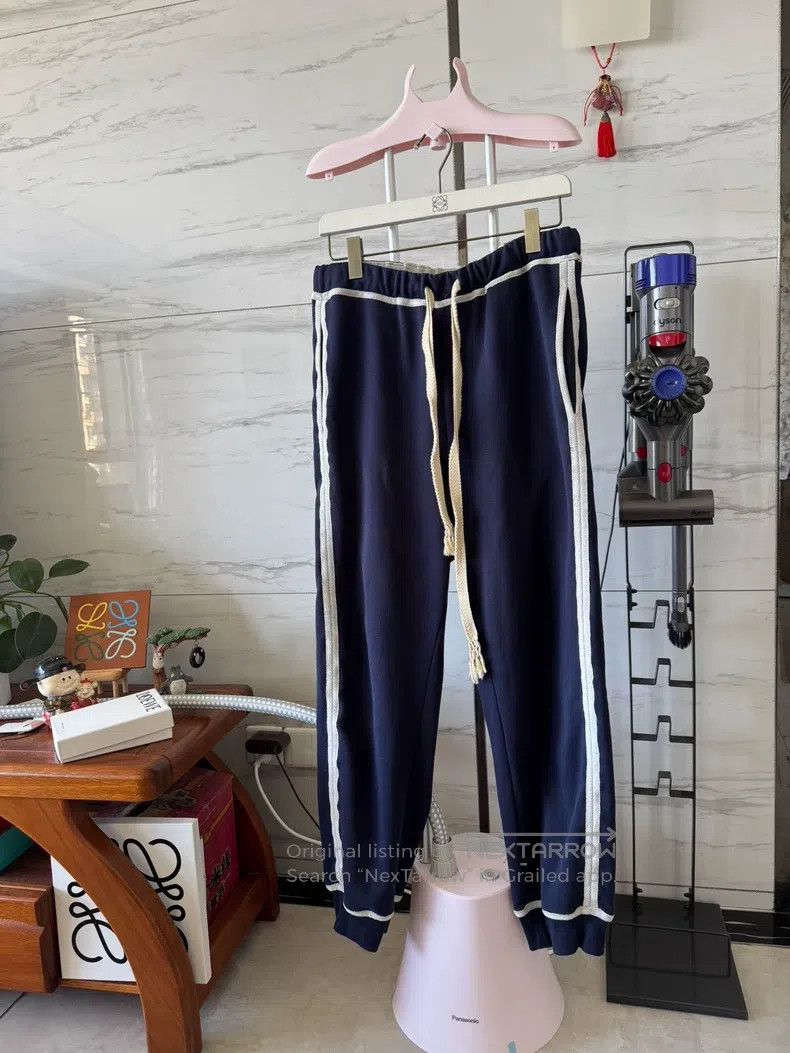 Other Loewe size L Dark Blue Sweatpants Size 26" / US 2 / IT 38 - 1 Thumbnail