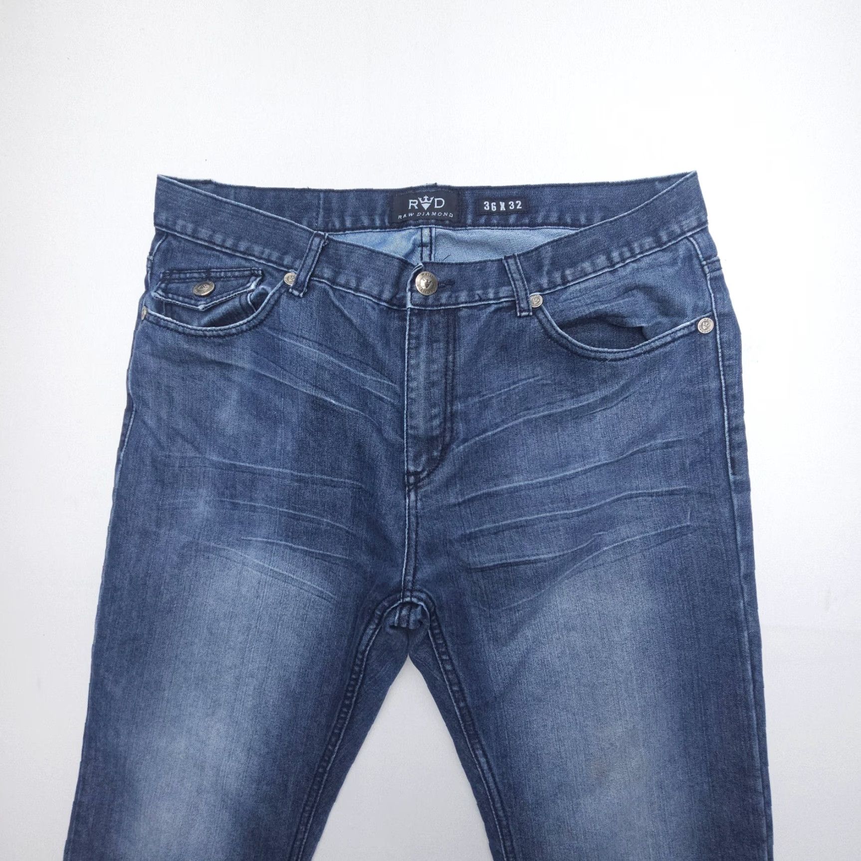 Vintage Raw Diamond Jeans Mens 36x32 Straight Dark Wash Embroidered 5-Pocket Denim Zip Blue Intl? Size US 36 / EU 52 - 4 Thumbnail