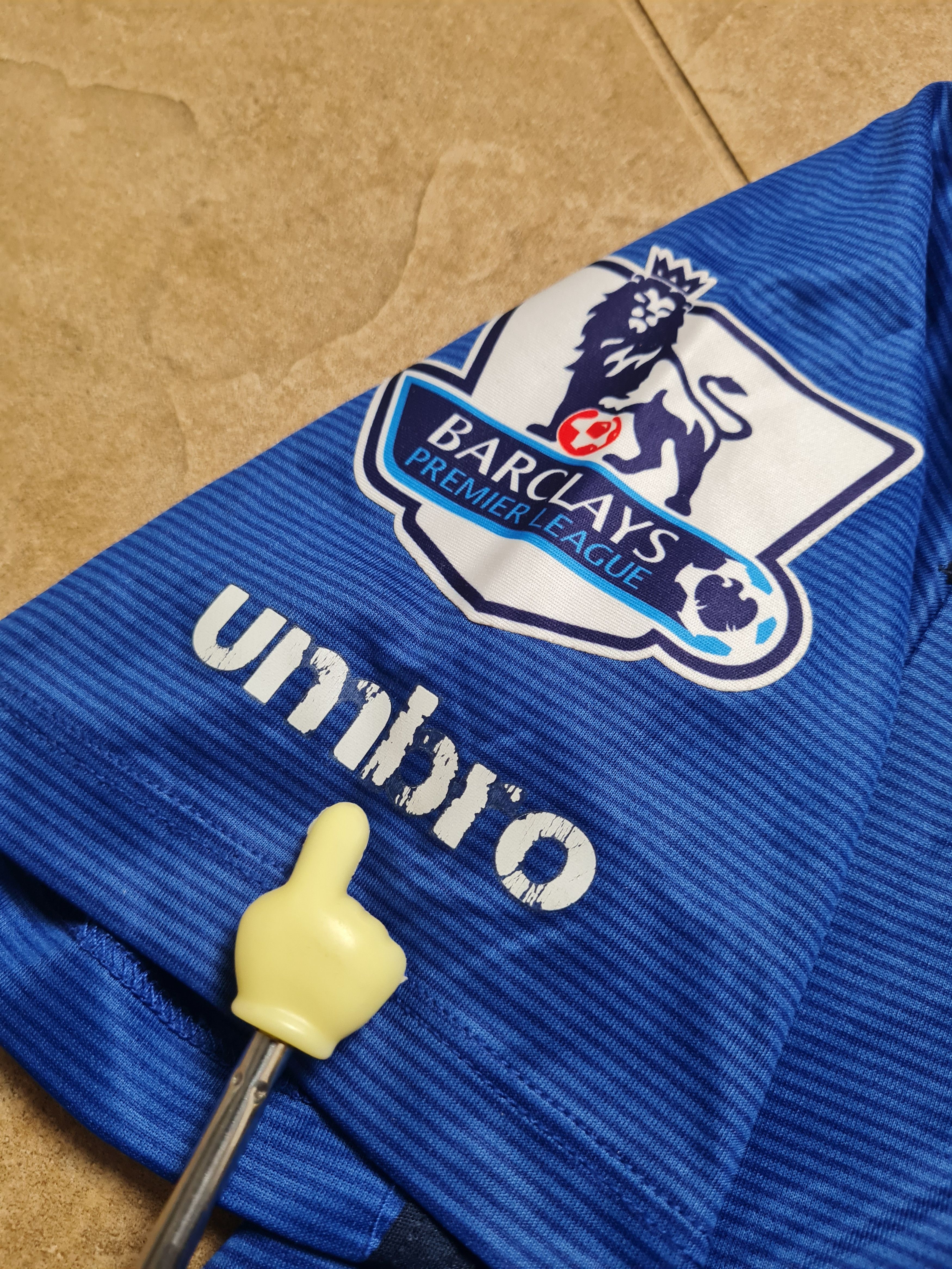Umbro EVERTON ENGLAND 2014/2015 HOME SHIRT JERSEY #17 BESIC UMBRO Size US L / EU 52-54 / 3 - 16 Thumbnail