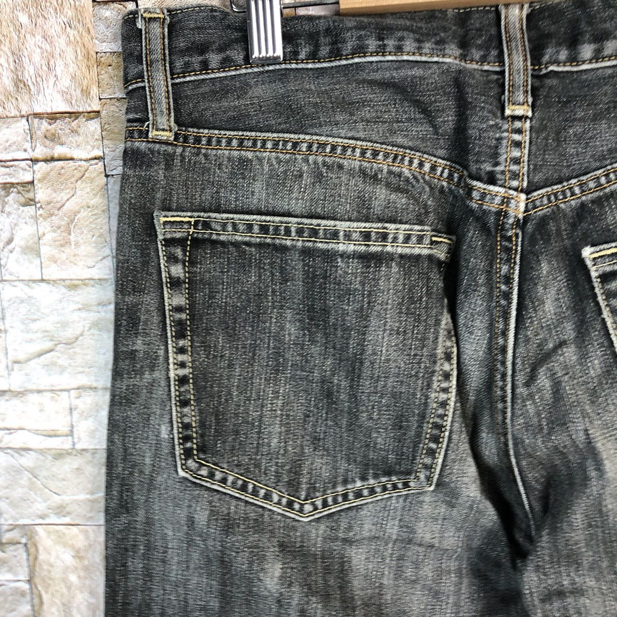 Uniqlo Faded Black Uniqlo vintage Jeans denim #A349 Size US 31 - 16 Thumbnail