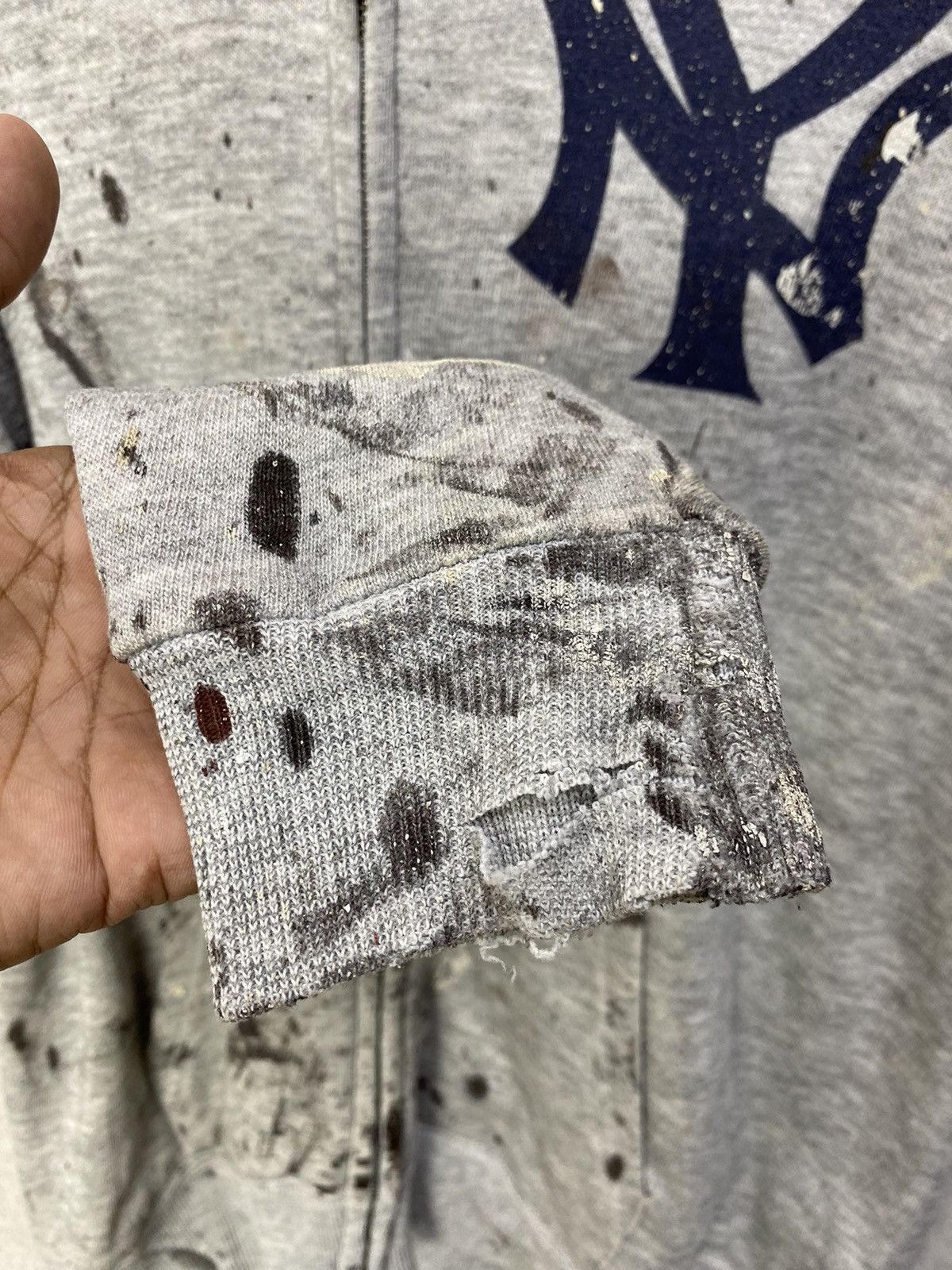 New York Yankees Vintage New York Yankees Distressed Painter Hoodie Fullzip Size US M / EU 48-50 / 2 - 8 Thumbnail