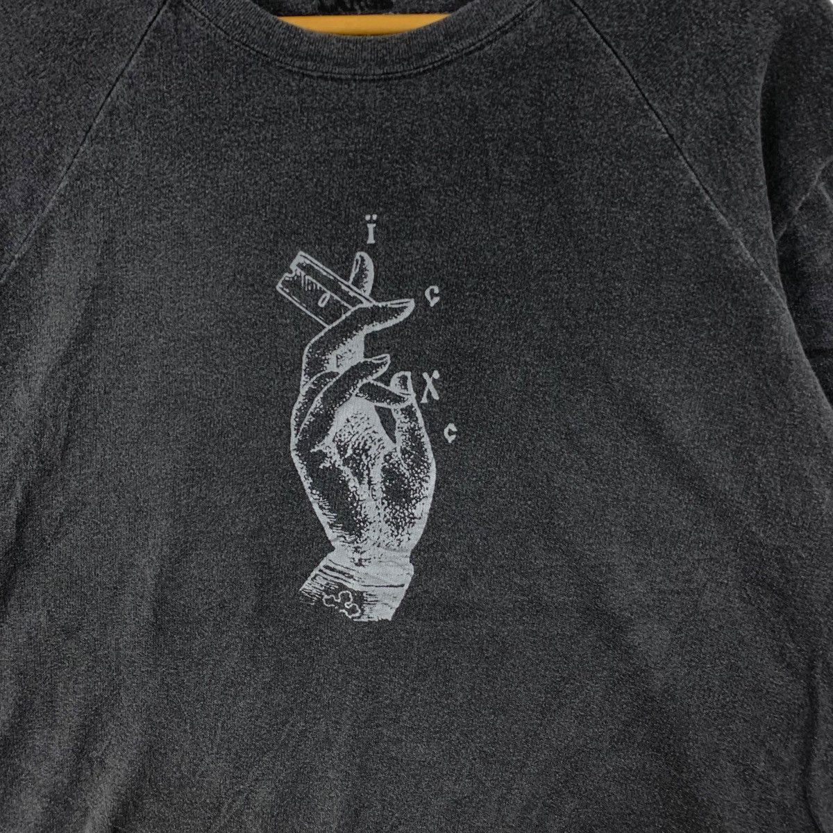Band Tees MAGNUS DEUS SECRET Album Cyberpunk Neon Techno Tee Shirt Size US L / EU 52-54 / 3 - 4 Thumbnail