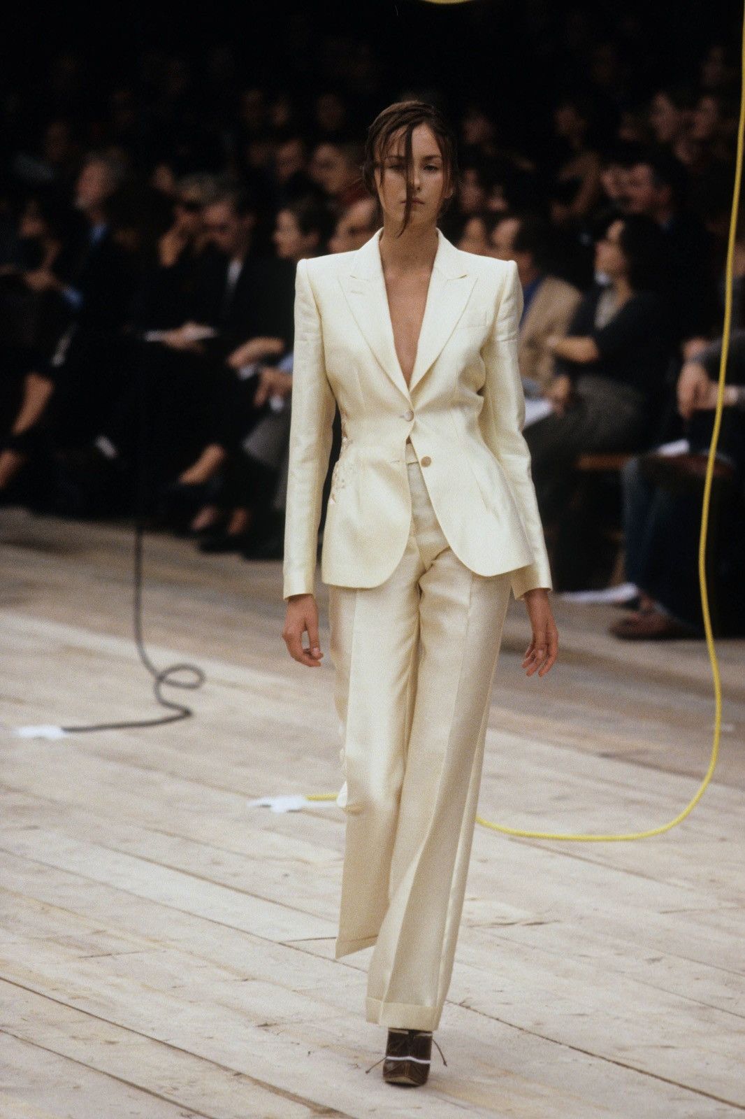 Alexander McQueen Alexander McQueen SS99 Silver Blazer & Skirt Suit Size L / US 10 / IT 46 - 23 Thumbnail