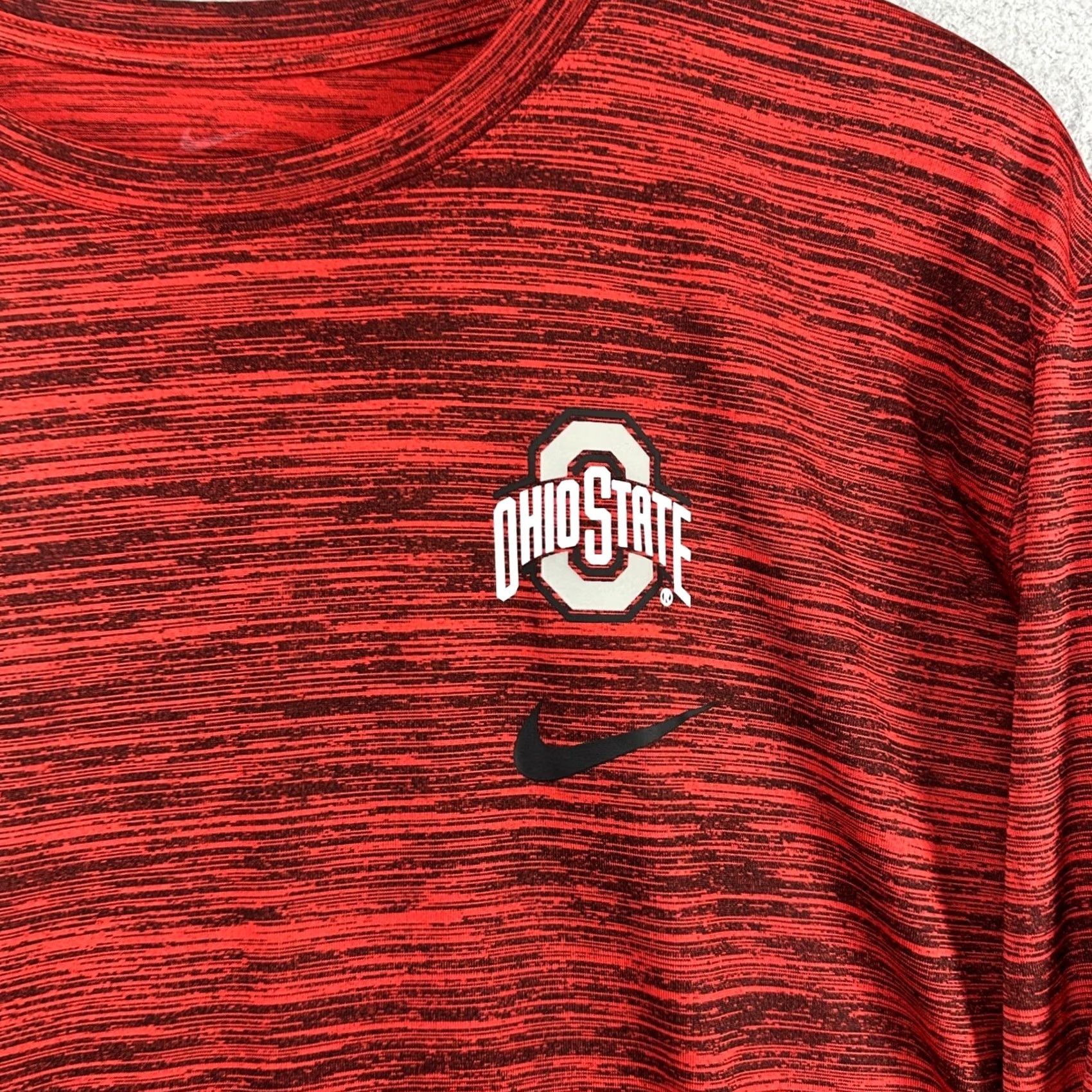 Nike Nike Ohio State Buckeyes Mens Long Sleeve T-Shirt XL Red Black Logo Crewneck Tee Size US XL / EU 56 / 4 - 6 Thumbnail