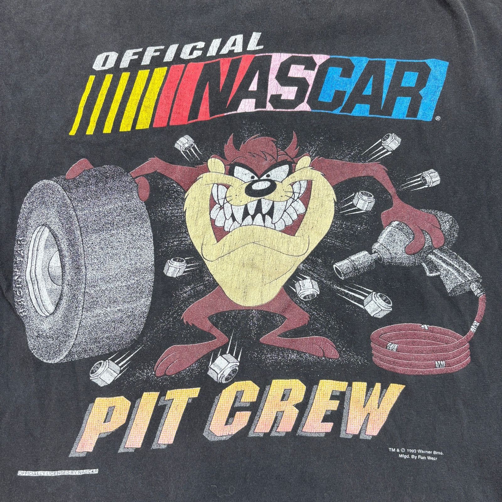 NASCAR × Vintage × Warner Bros VTG 1993 NASCAR Pit Crew Looney Tunes Taz Shirt Large Size US L / EU 52-54 / 3 - 1 Thumbnail