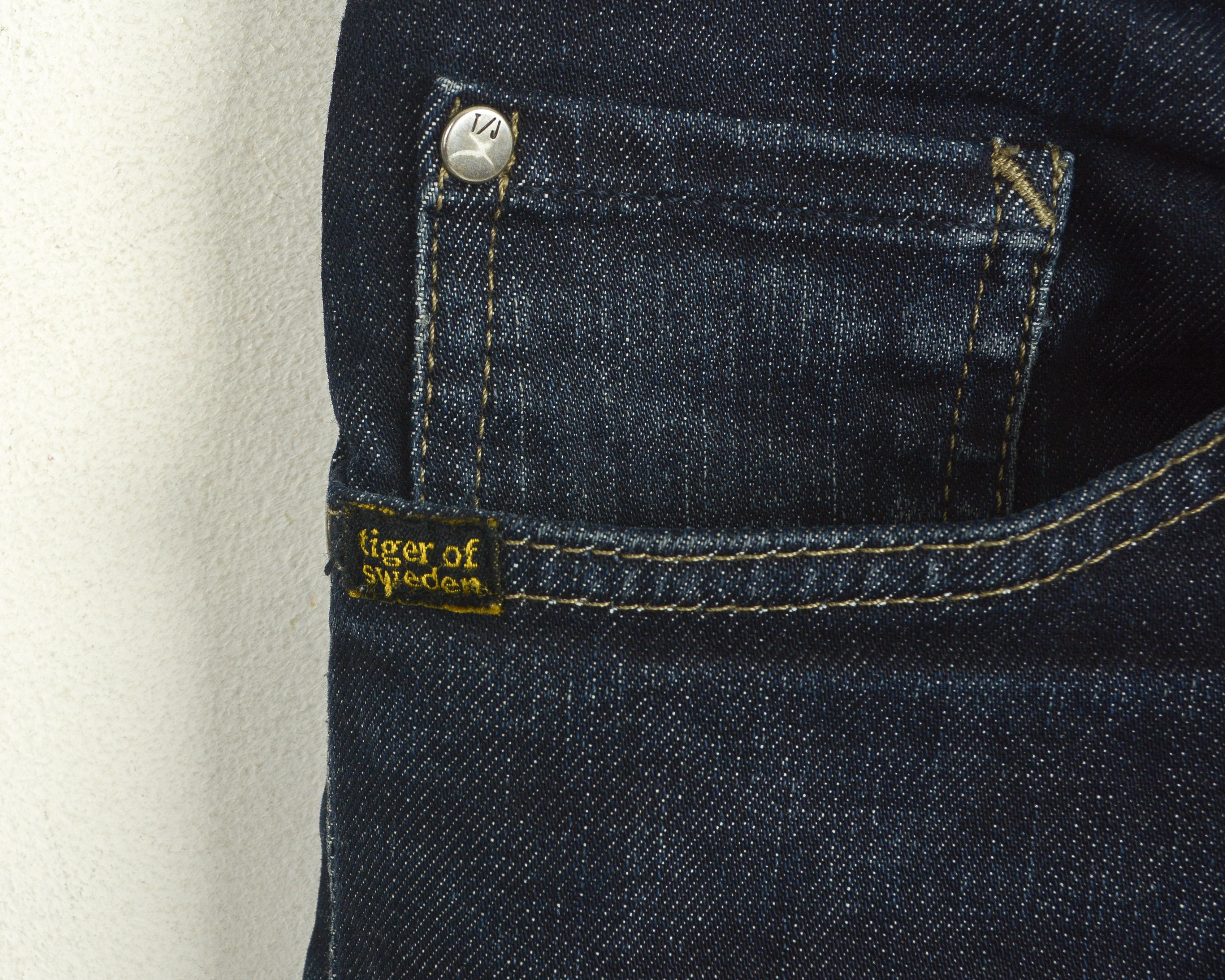 Tiger of Sweden Evolve Men W30 L32 Slim Jeans Denim Pants Trousers Tapered Size US 30 / EU 46 - 3 Thumbnail