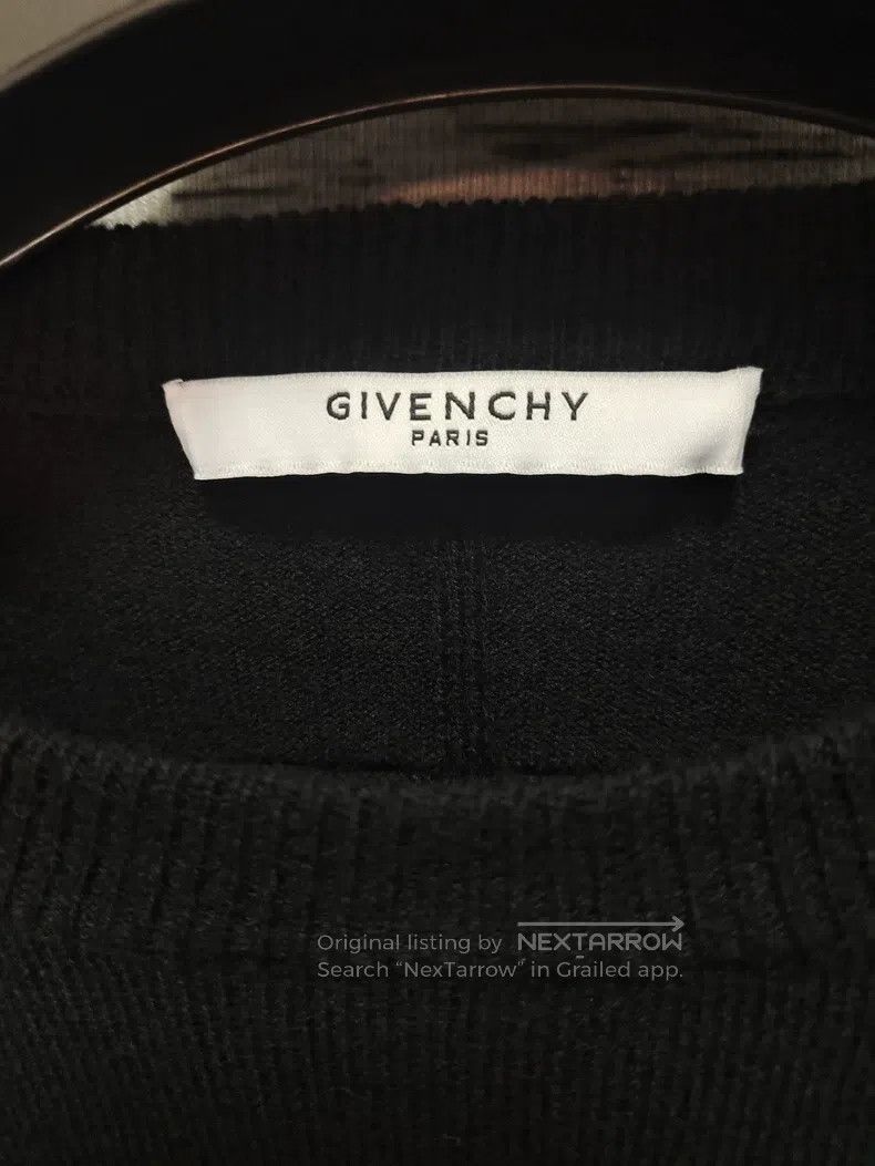 Givenchy Givenchy Autumn-Winter Knit Sweater Size US S / EU 44-46 / 1 - 5 Thumbnail