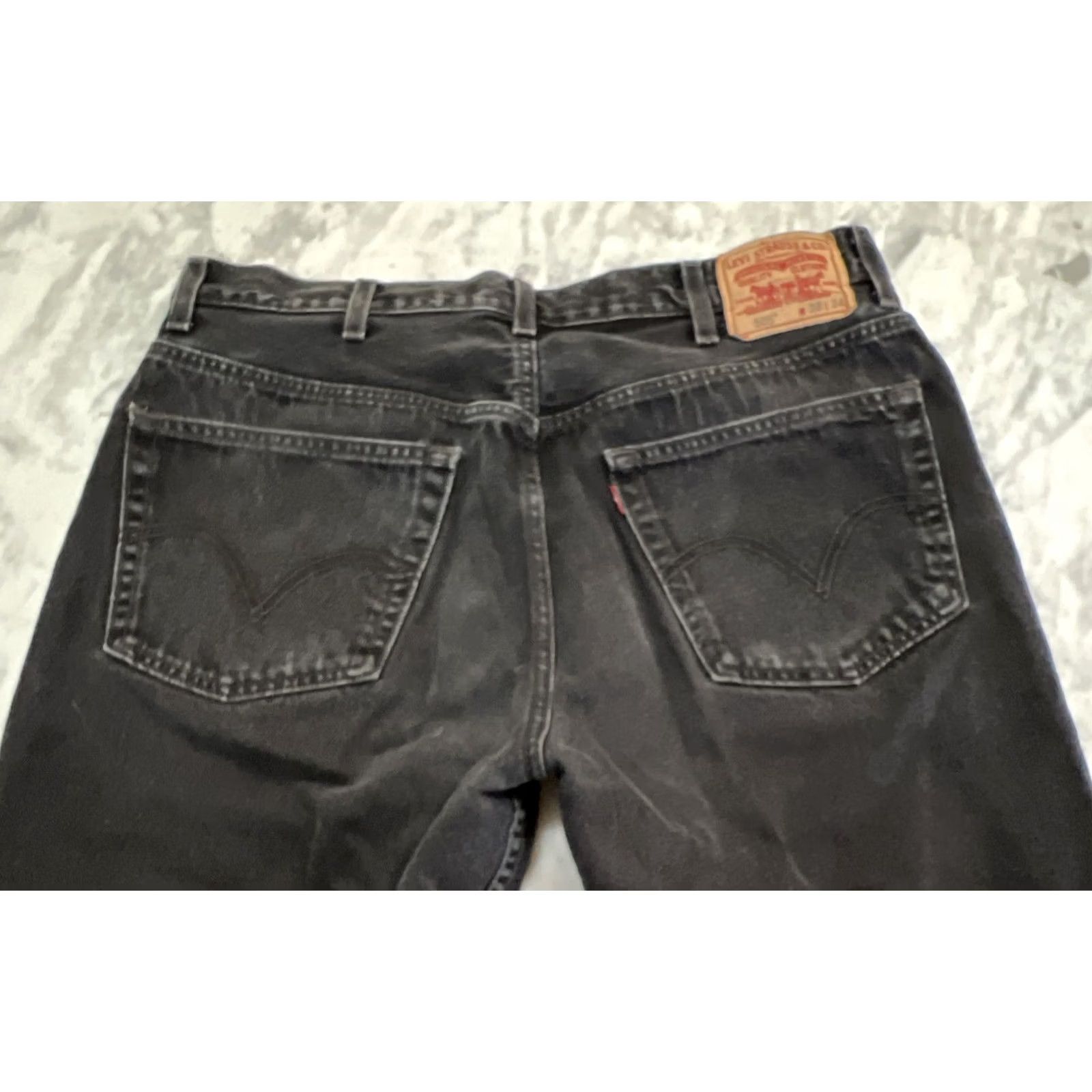 Levi's Levi’s 505 Jeans Men’s 38x34 Regular Fit Black Zip Fly 5-Pocket Denim 90s USA Style Constraint: 38x34 (38x30) 505 Model - Levi's 500 Series Men Size US 38 / EU 54 - 7 Thumbnail