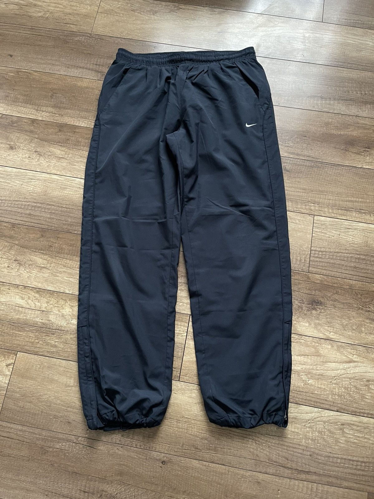 Nike Nike Track Pants Vintage Sweatpants Size US 34 / EU 50 - 1 Thumbnail
