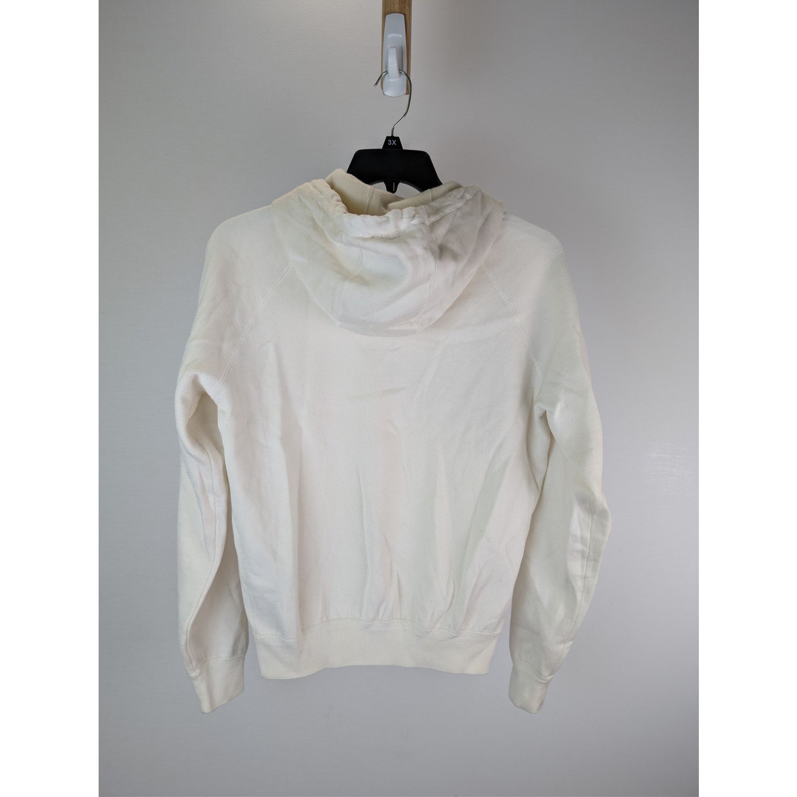 Tom Ford o1rshd1 CC20 quarter-zip hoodie in a light beige Size US M / EU 48-50 / 2 - 16 Thumbnail