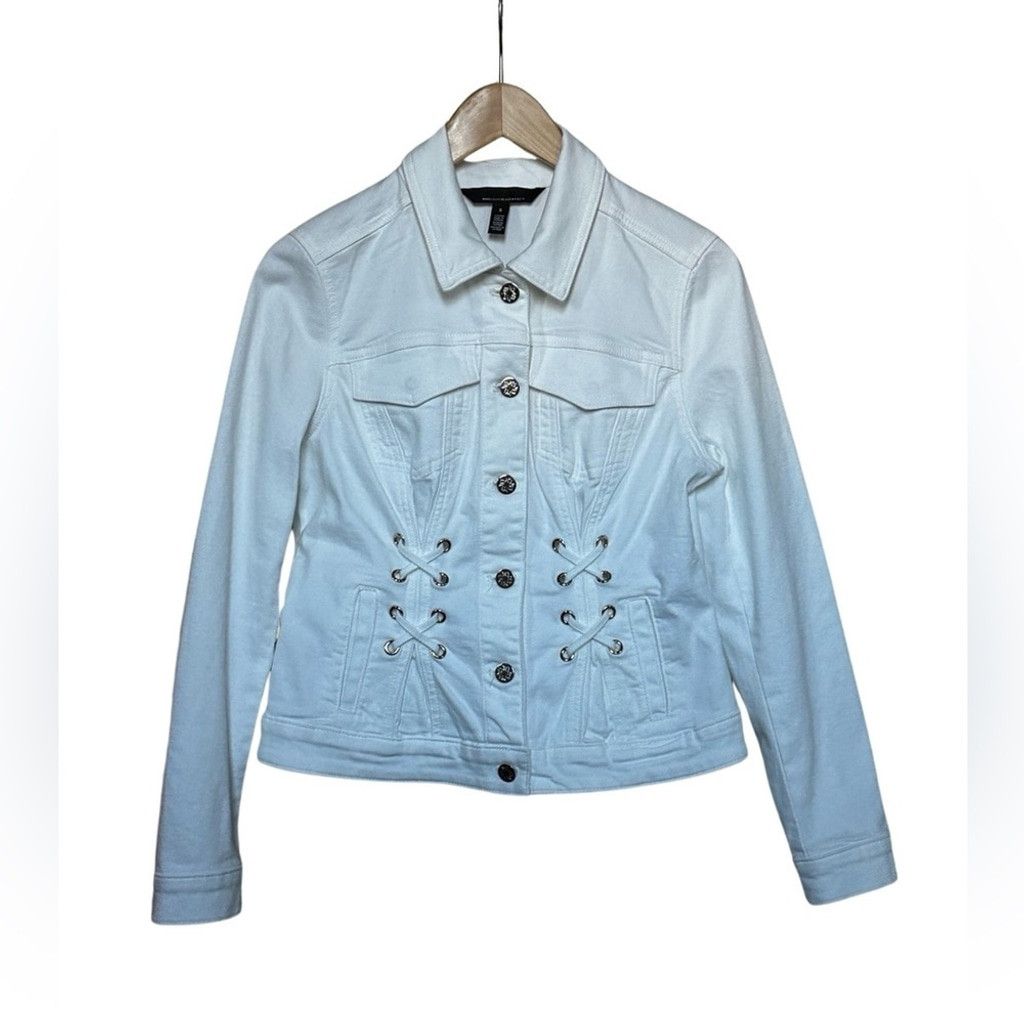 White House Black Market WHBM White Fitted Jean Jacket Women’s Size Small. Size S / US 4 / IT 40 - 5 Thumbnail