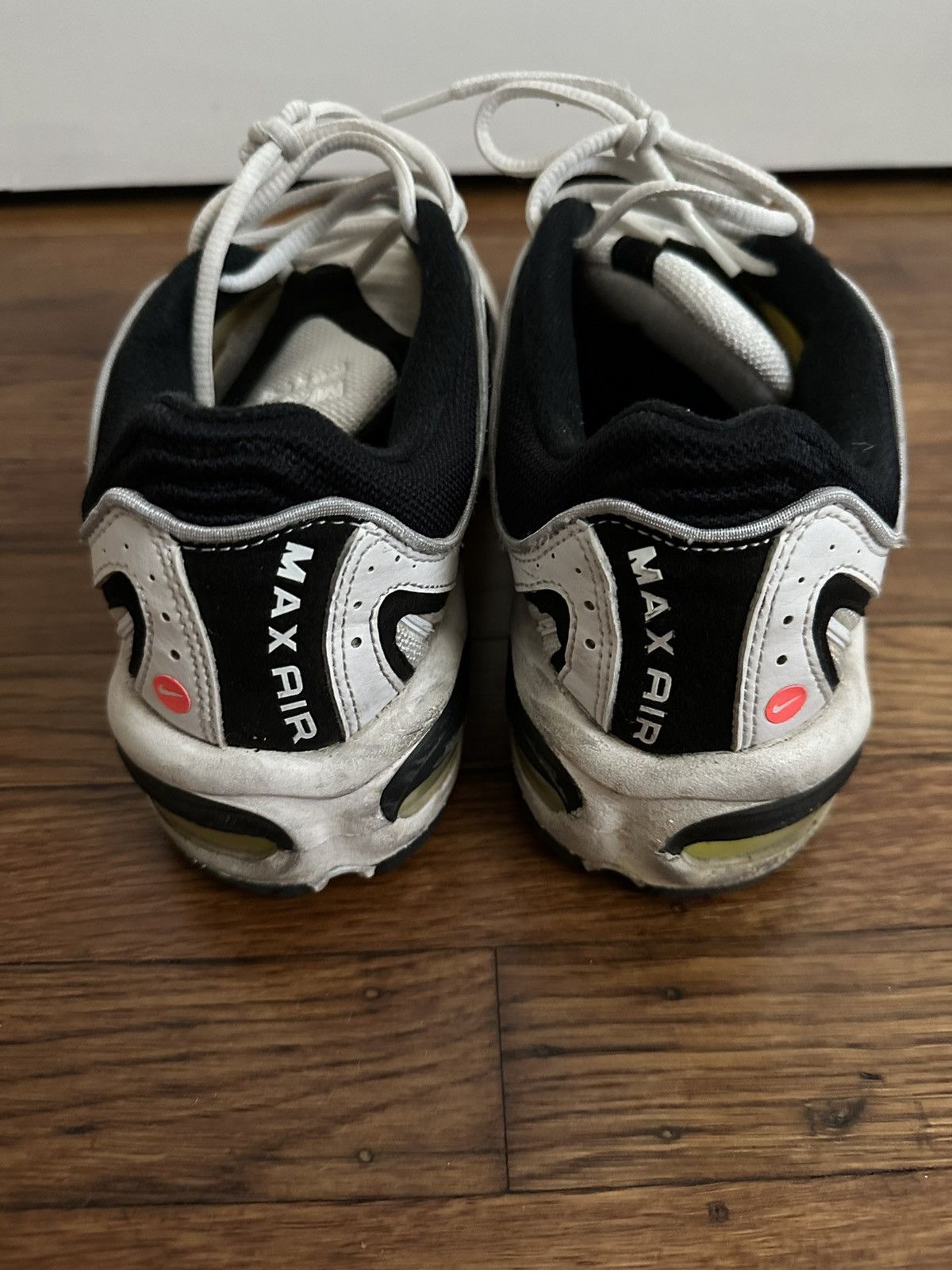 Air Max Tailwind 4