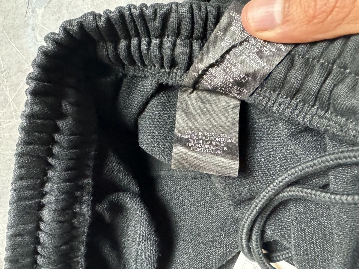 Vetements Vetements Metal Patchwork Sweatpants in Black Size US 34 / EU 50 - 12 Thumbnail