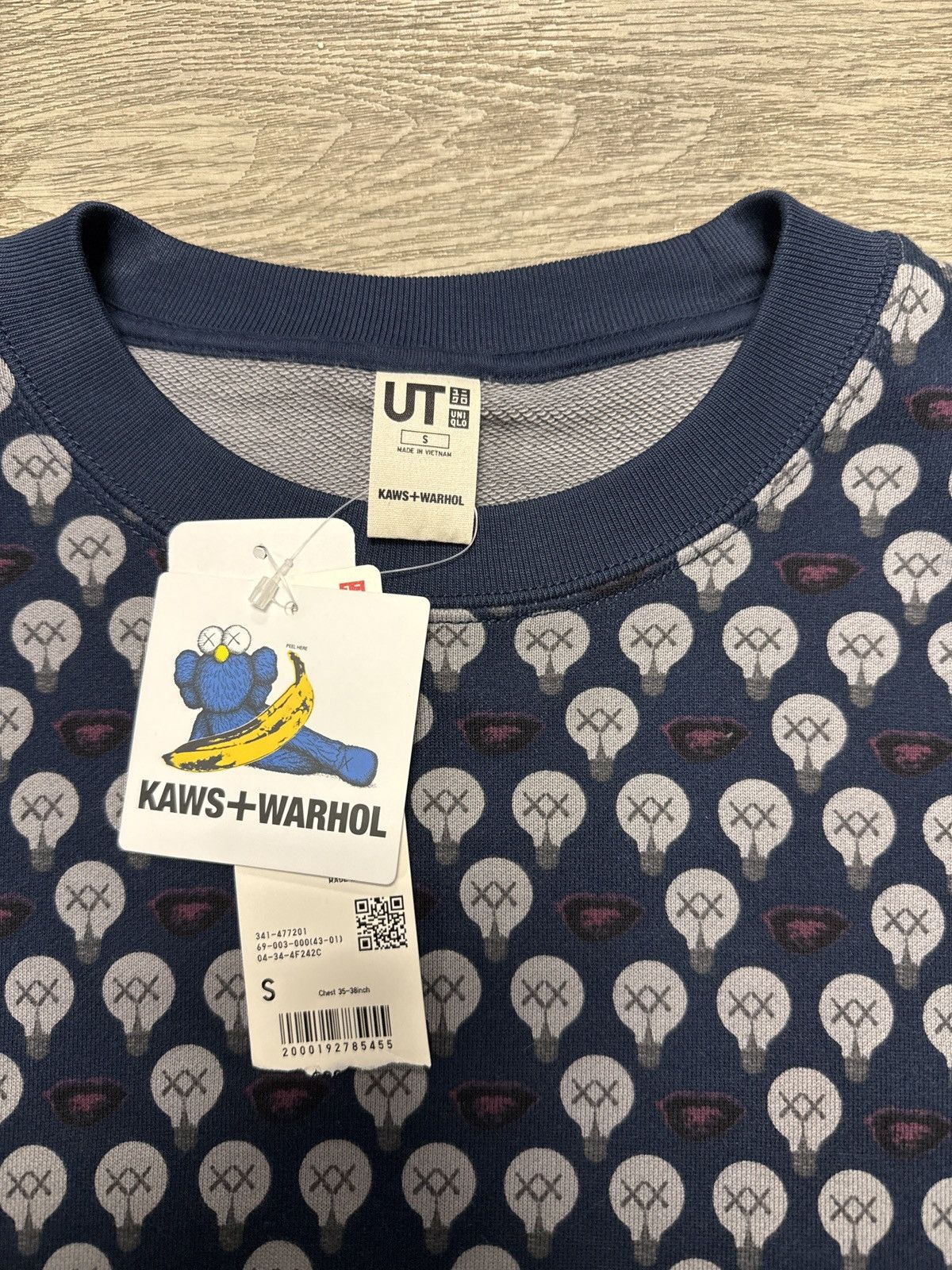 Andy Warhol × Kaws × Uniqlo Kaws Andy Warhol Sweater Size US S / EU 44-46 / 1 - 3 Thumbnail