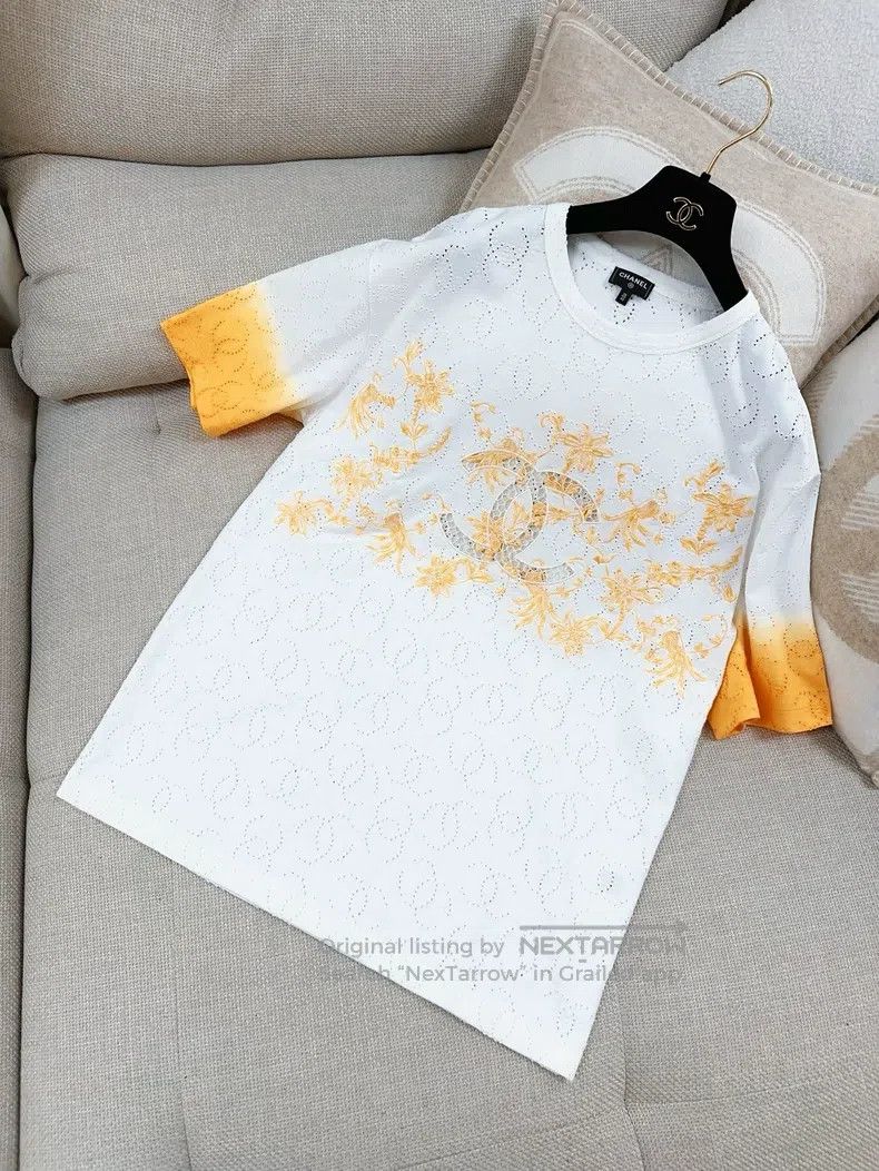 Chanel Chanel 23A Handicraft Workshop Series White Orange Gradien Size XS / US 0-2 / IT 36-38 - 1 Thumbnail