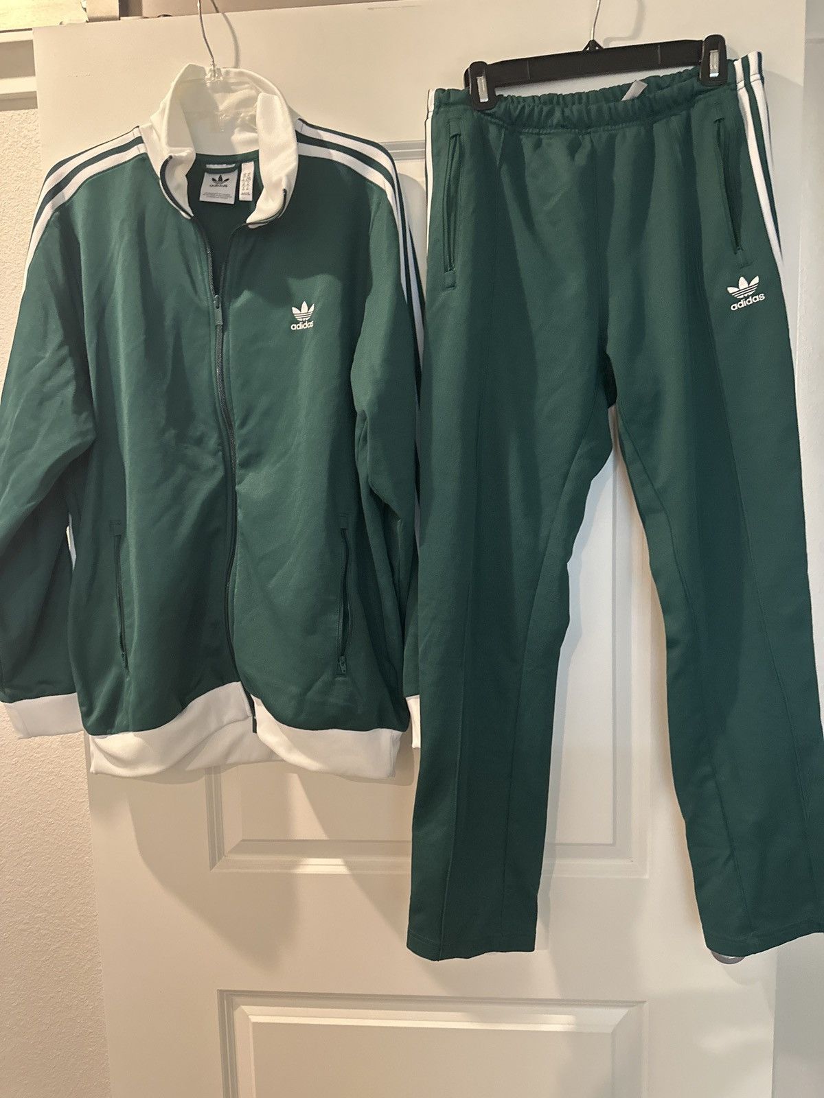 Adidas Adidas tracksuit- Top XL- bottoms Medium Size US M / EU 48-50 / 2 - 1 Thumbnail