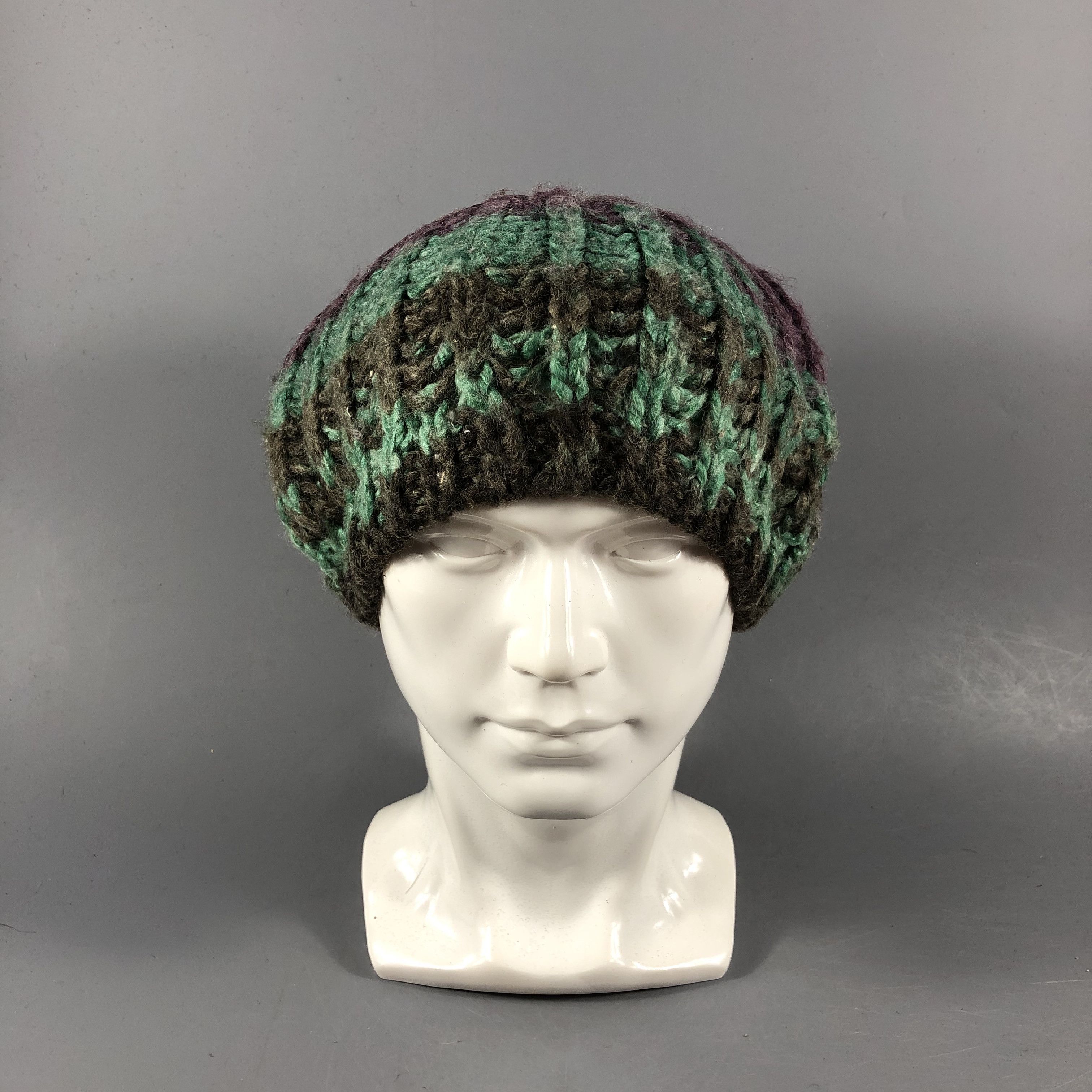 United Colors Of Benetton Benetton Zucca Knit Beanie Snowcap Snow Hat B1006 Size ONE SIZE - 1 Thumbnail