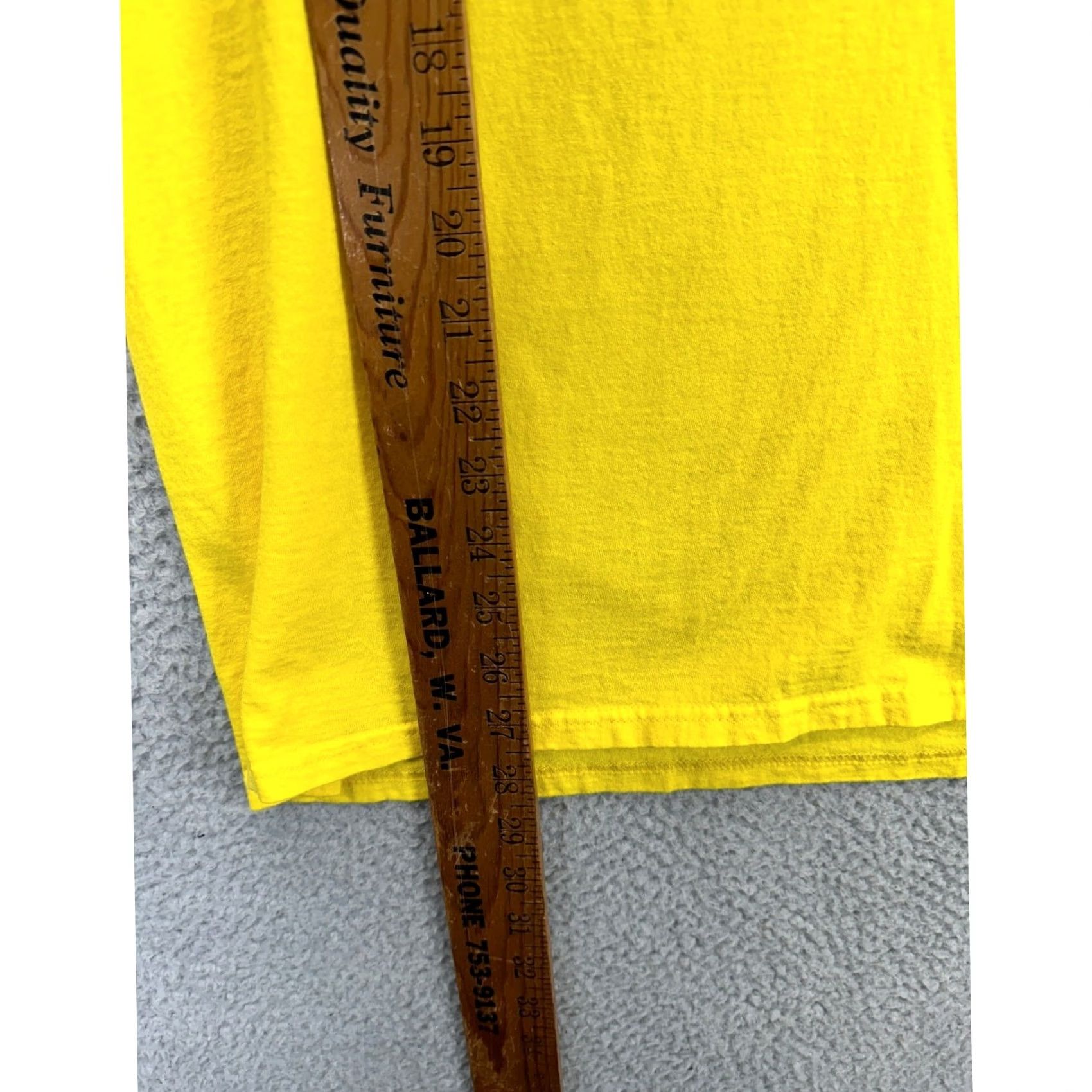 Fruit Of The Loom Cinco de Mayo Yellow T Shirt Size Large Graphic Guerra's Krazy Taco Mens Short Sleeve Crew Neck Cotton T-Shirt Vintage? No Size US L / EU 52-54 / 3 - 7 Thumbnail