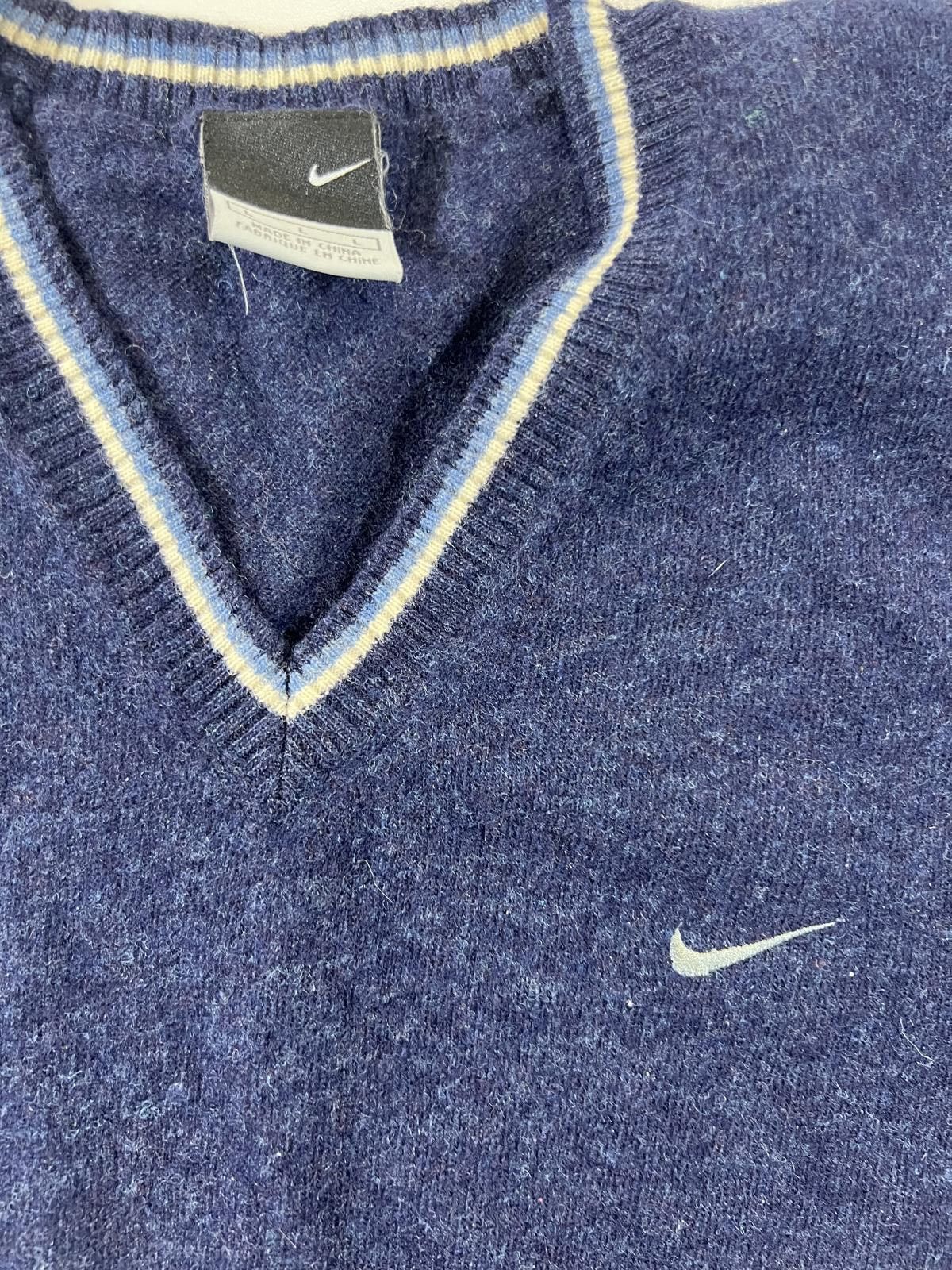 Nike Vintage Nike Blue V-Neck Sleeveless Sweater Vest Size L / US 10 / IT 46 - 2 Thumbnail