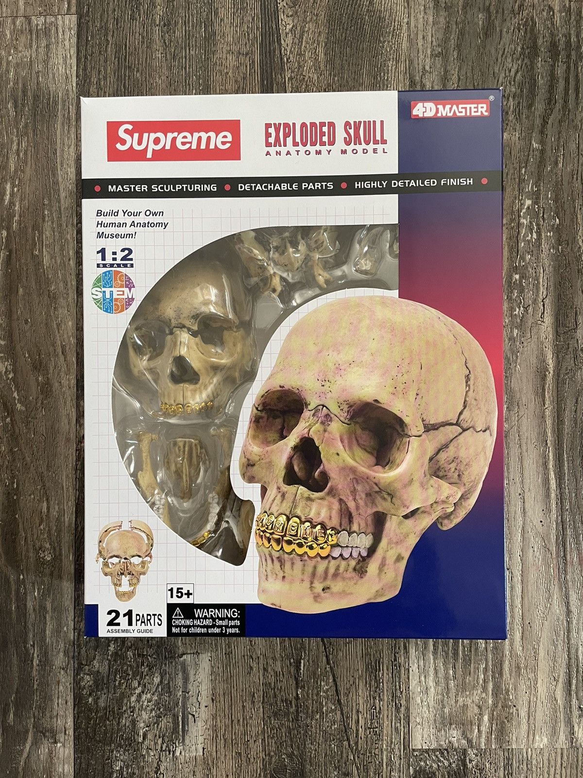 image of Supreme Skull 4D Puzzle 2023 in Gold, Men's