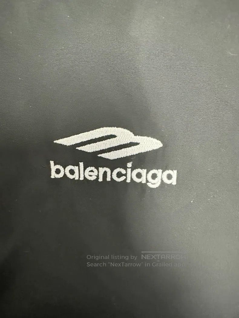 Balenciaga Balenciaga Solid Color Logo Embroidered Hooded Sweatshirt Size US M / EU 48-50 / 2 - 3 Thumbnail