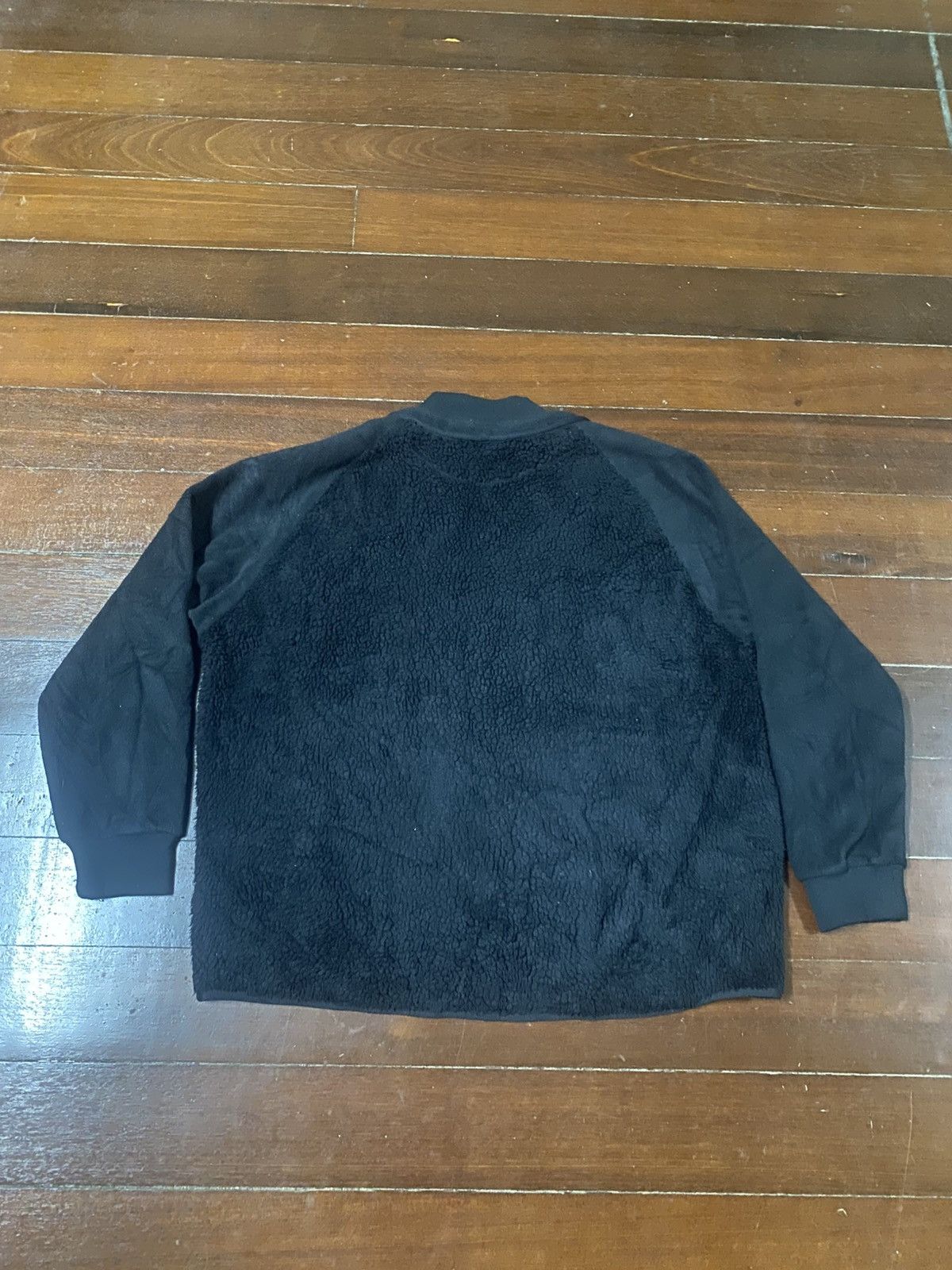 Uniqlo × White Mountaineering UNIQLO WHITE MOUNTAINEERING XL SIZE BLACK PILE FLEECE JACKET Size US XL / EU 56 / 4 - 8 Thumbnail