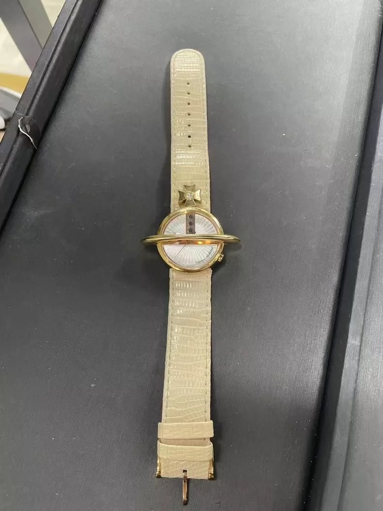 Vivienne Westwood Vivienne Westwood Saturn Watch Size ONE SIZE - 1 Thumbnail