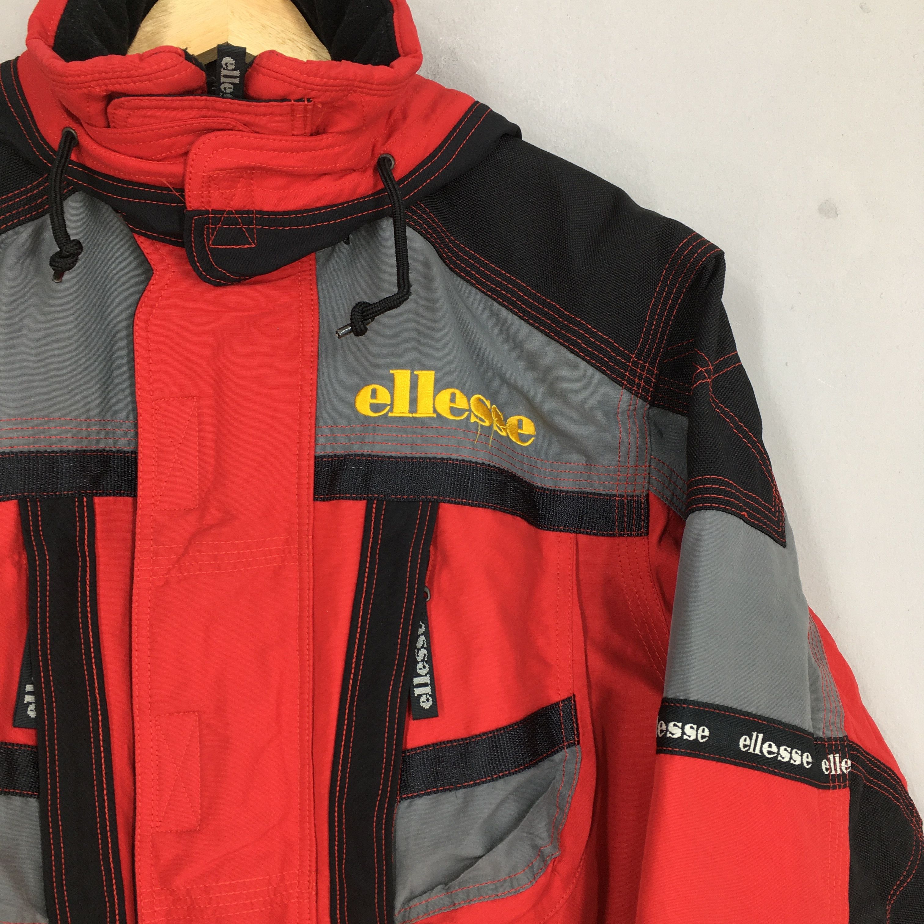 Ellesse Vintage 90's Ellesse Ski Wear Winter Hoodie Jacket Medium Size US M / EU 48-50 / 2 - 2 Thumbnail