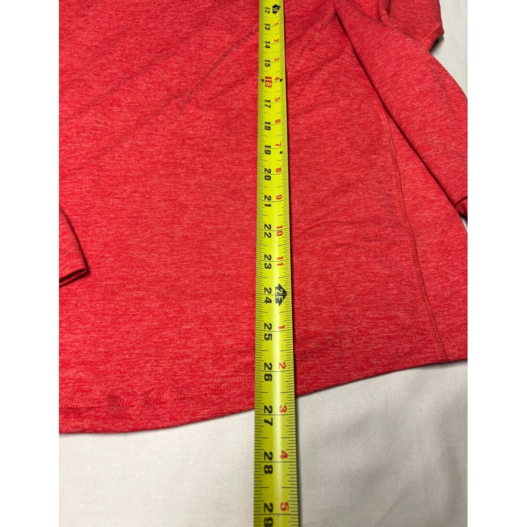 Nike Nike Running Dri-FIT 1/4 Zip Pullover Mens L Red Thumbholes Reflective Shirt Sportswear NFL? Size US L / EU 52-54 / 3 - 6 Thumbnail