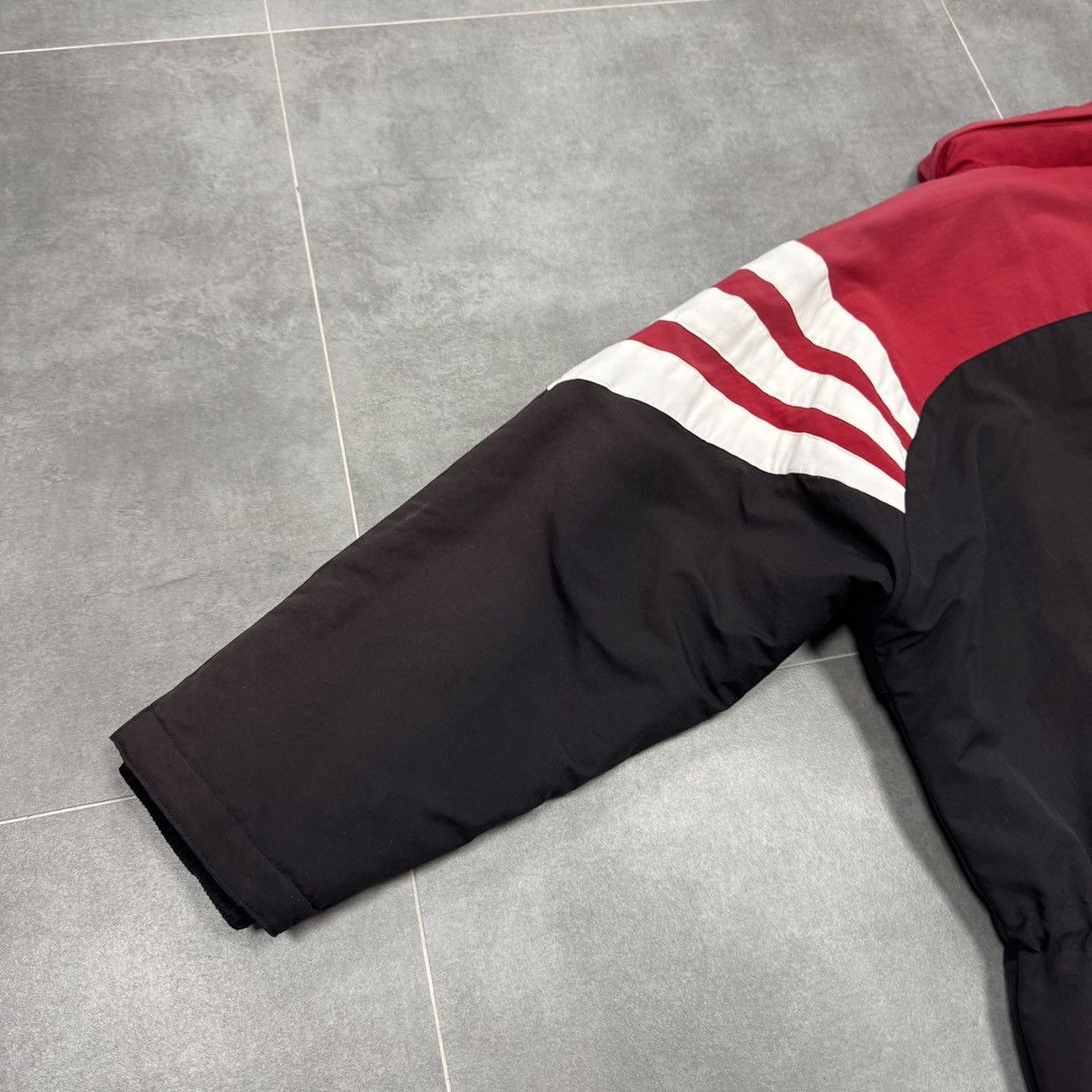 Adidas Vintage Adidas 90s Long Jacket Retro Men Size M Size US M / EU 48-50 / 2 - 19 Thumbnail