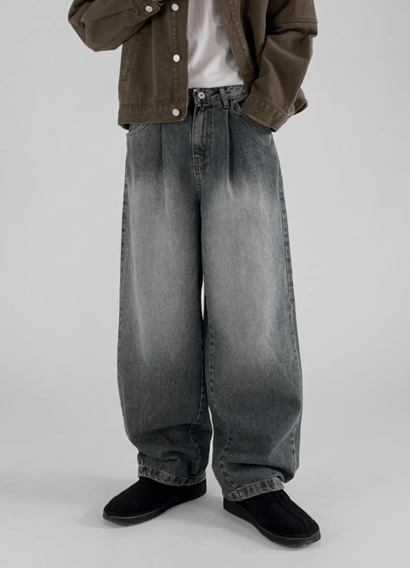 Japanese Brand × Jean Vintage blue washed distressed loose gradient jeans Size US 32 / EU 48 - 1 Thumbnail