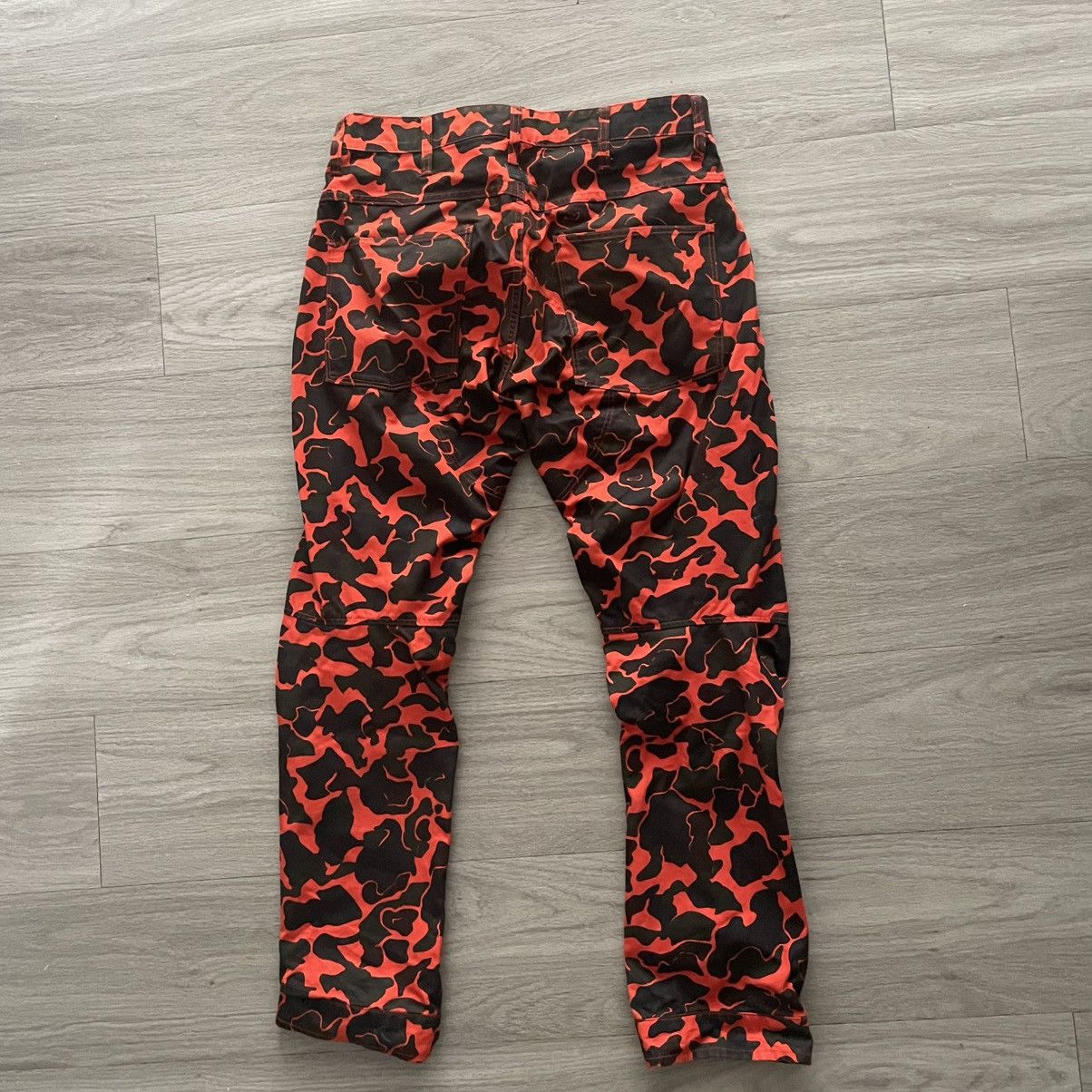 G-Star × Pharrell Pharrell x GSTAR Elwood 25 orange camo duck jacket pants Size US 30 / EU 46 - 16 Thumbnail