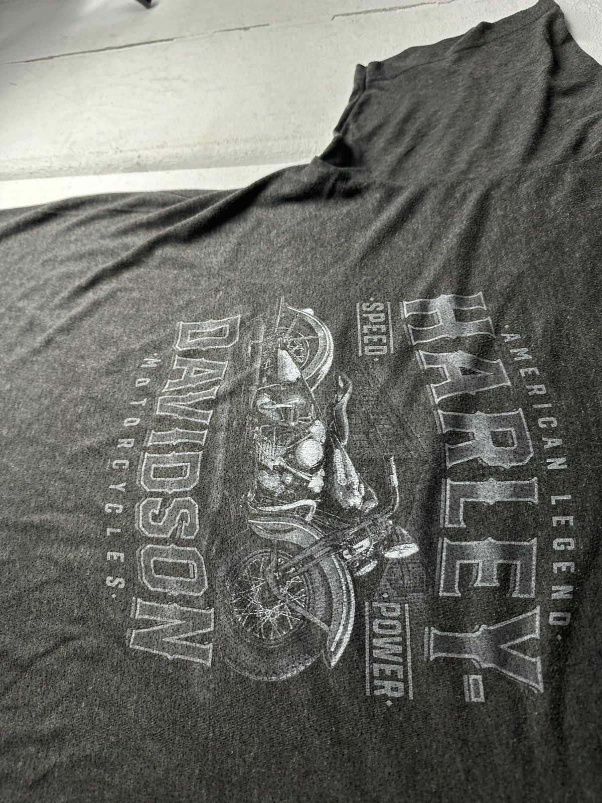 Harley Davidson 84’🚨VNTG HARLEY DAVIDSON 00s MEN TEE RARE BIG LOGO FADED Size US L / EU 52-54 / 3 - 10 Thumbnail