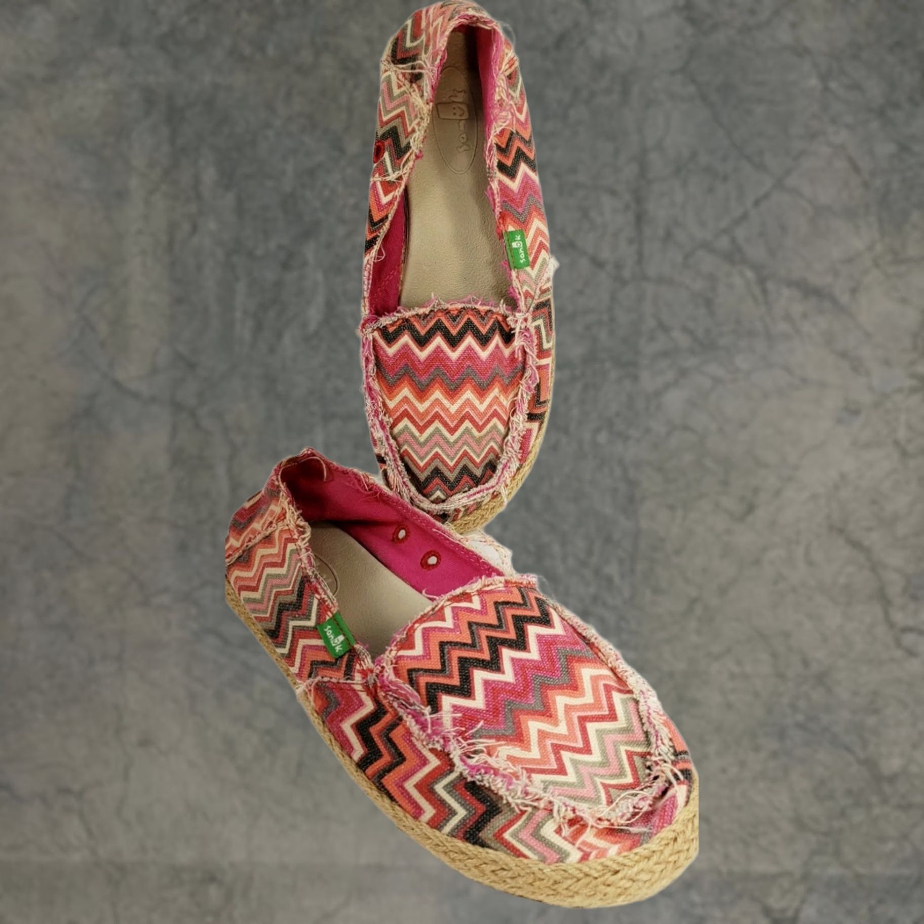 Sanuk Sanuk Women's 6 Funky Fiona Flats Natural Zig Zag Pink Slip On Loafers Casual Lifestyle Size US 6 / IT 36 - 1 Thumbnail