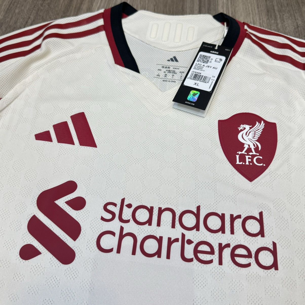 Adidas Liverpool 25/26 player issue away shirt #8 Szoboszlai (bnwt) Size US L / EU 52-54 / 3 - 3 Thumbnail