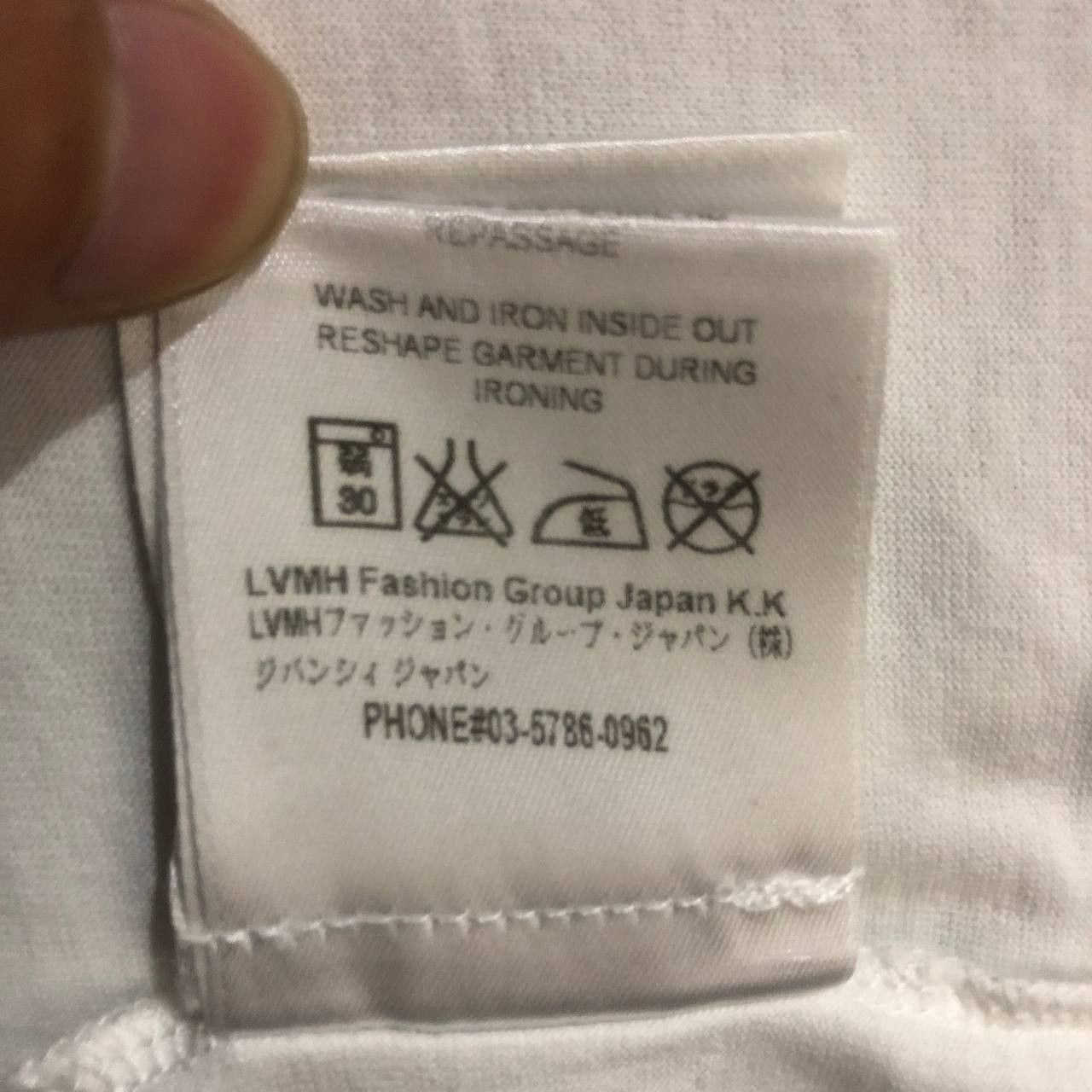 Givenchy Givenchy crack logo tee Size US M / EU 48-50 / 2 - 10 Thumbnail
