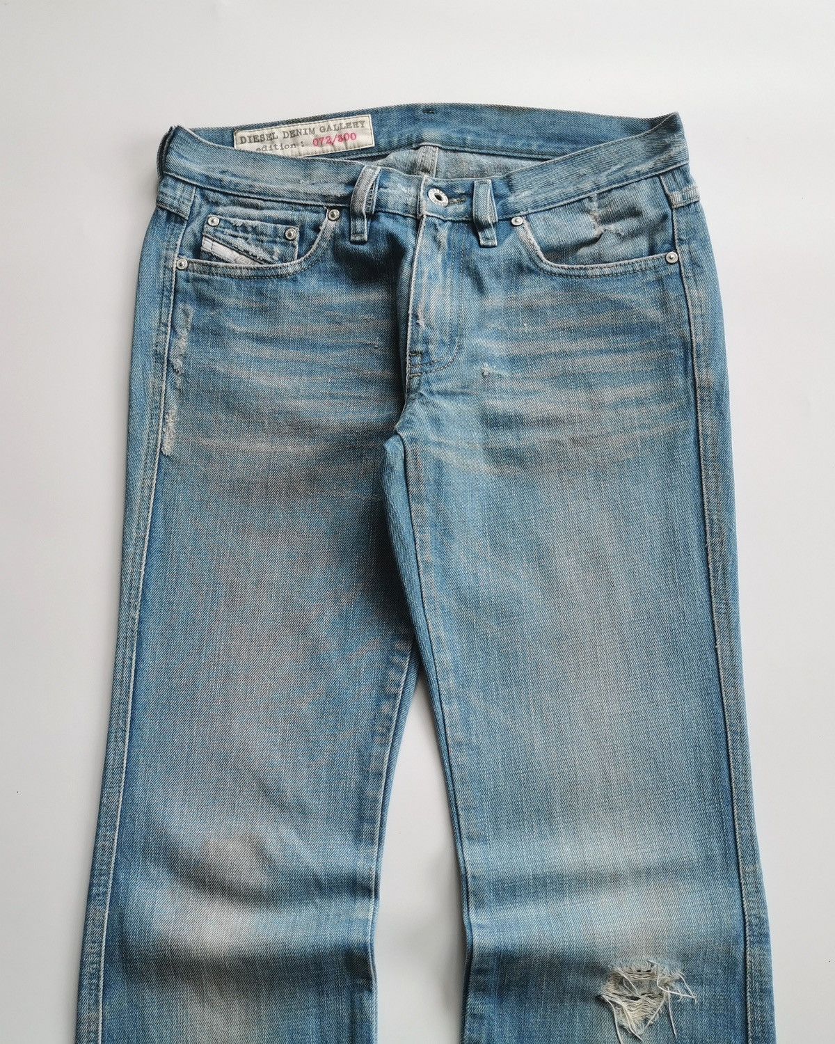 Diesel Bootcut Vintage Diesel Limited Edition Distressed Jeans Size 28" / US 6 / IT 42 - 3 Thumbnail