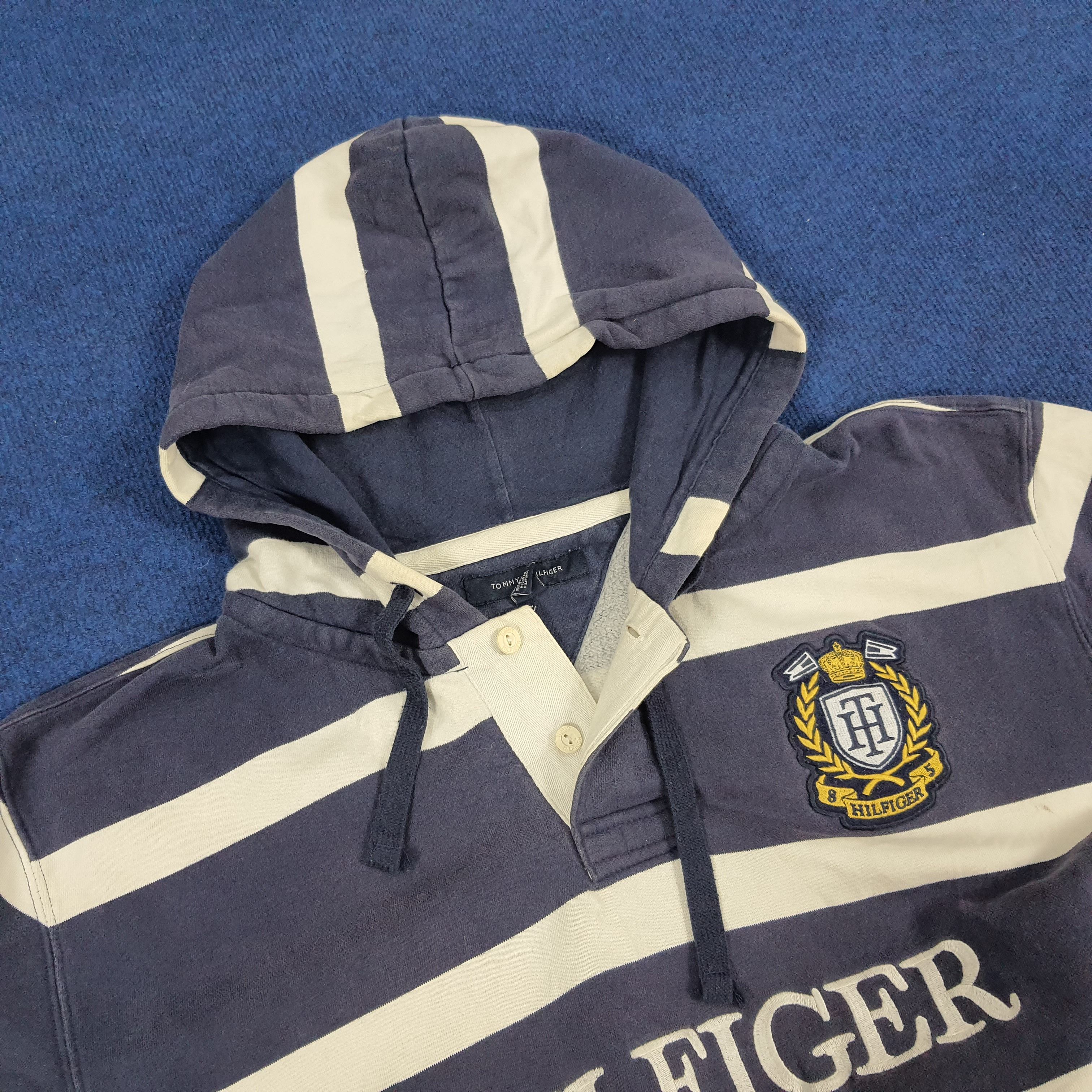 Tommy Hilfiger × Vintage Vintage Tommy Hilfiger Striped Hoodies Size US XL / EU 56 / 4 - 4 Thumbnail