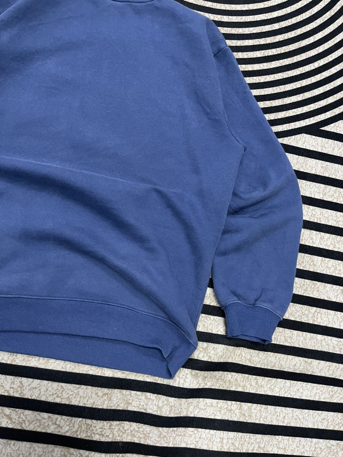 Carhartt Wip 2000s CARHARTT WIP SINGLE POCKET CREWNECK Size US M / EU 48-50 / 2 - 12 Thumbnail