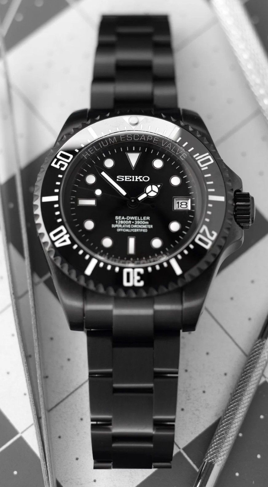 Japanese Brand Seiko Mod Sea-Dweller Date Black Oyster Steel Watch NH35 Size ONE SIZE - 1 Thumbnail