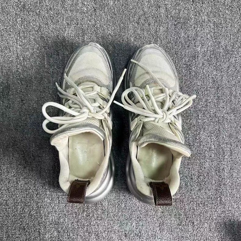 Louis Vuitton Louis Vuitton Archlight Casual Shoes for Women-2506 Size US 6 / IT 36 - 4 Thumbnail