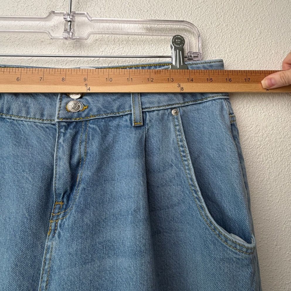 Forever 21 Forever 21 Wide Leg Jeans Mid Rise Size 28 Women Size 28" / US 6 / IT 42 - 12 Thumbnail