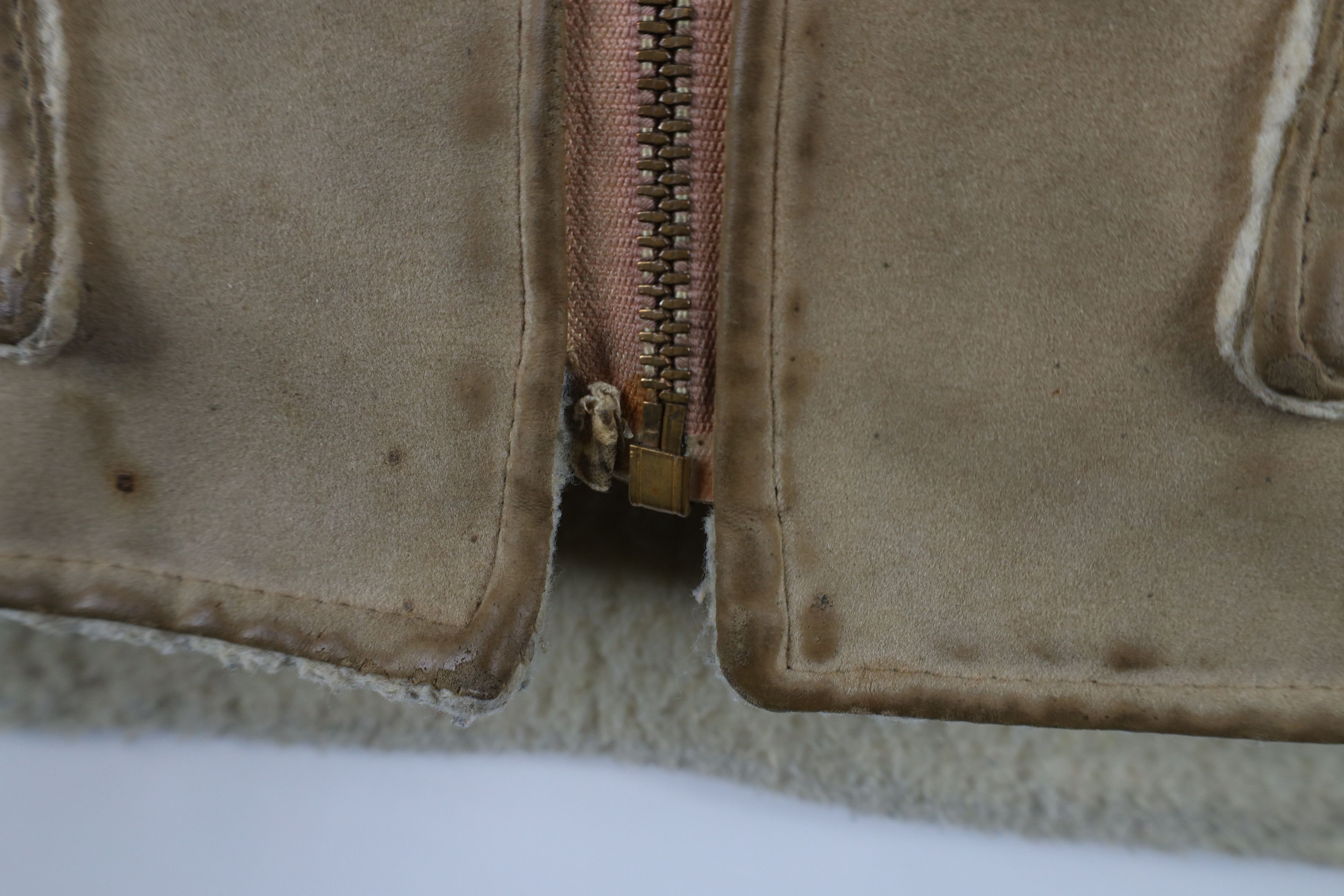 Vintage Vintage 70s Shearling Lined King of the Road Vest Jacket USA Size US L / EU 52-54 / 3 - 5 Thumbnail