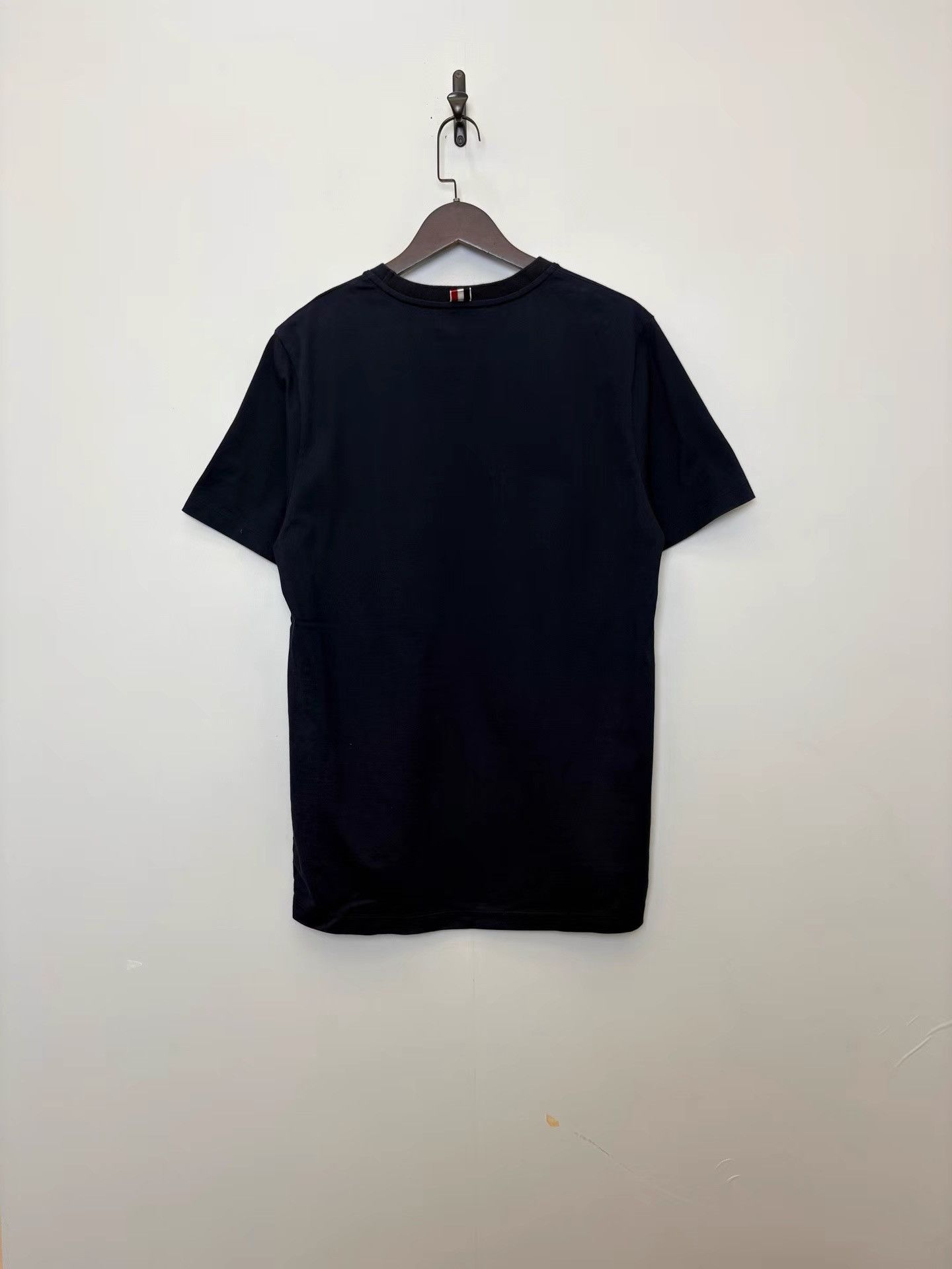 Thom Browne THOM BROWNE Logo Crew Neck Loose Short Sleeve T-shirt K36 Size US L / EU 52-54 / 3 - 2 Thumbnail