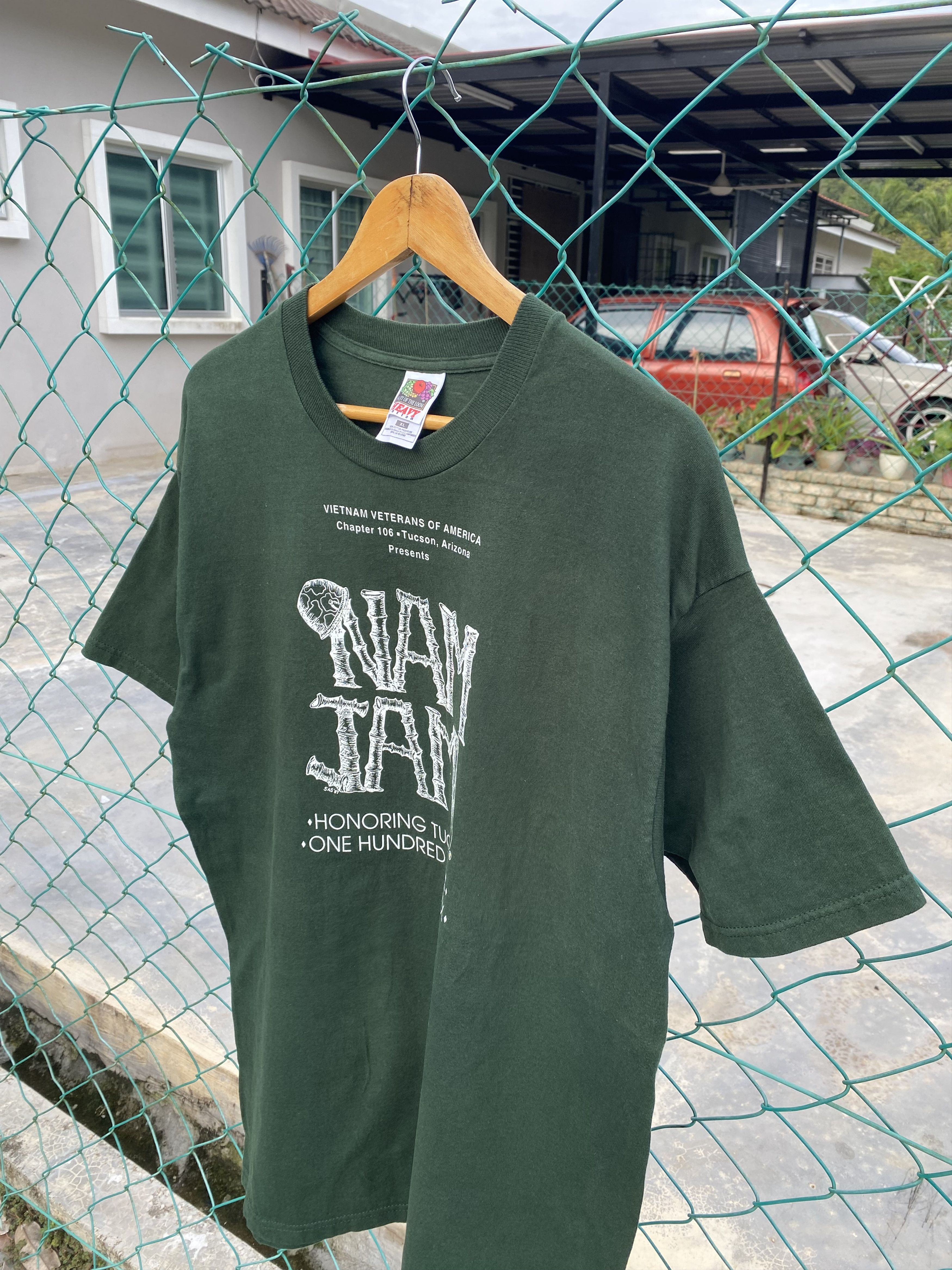 Fruit Of The Loom Vintage Y2K Vietnam Veteran Of America tshirts Size US XL / EU 56 / 4 - 4 Thumbnail