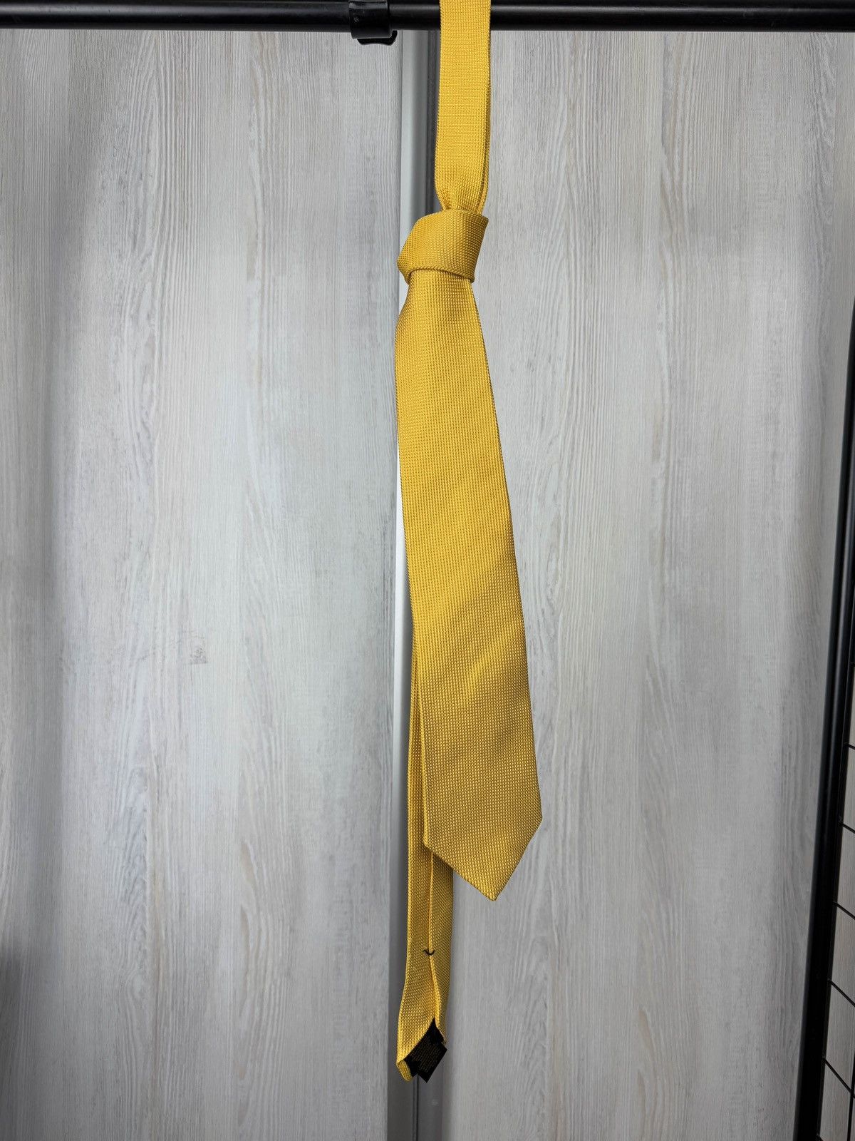 Brooks Brothers Brooks Brothers Yellow Solid Tie 100% Silk Men's Necktie USA Size ONE SIZE - 6 Thumbnail