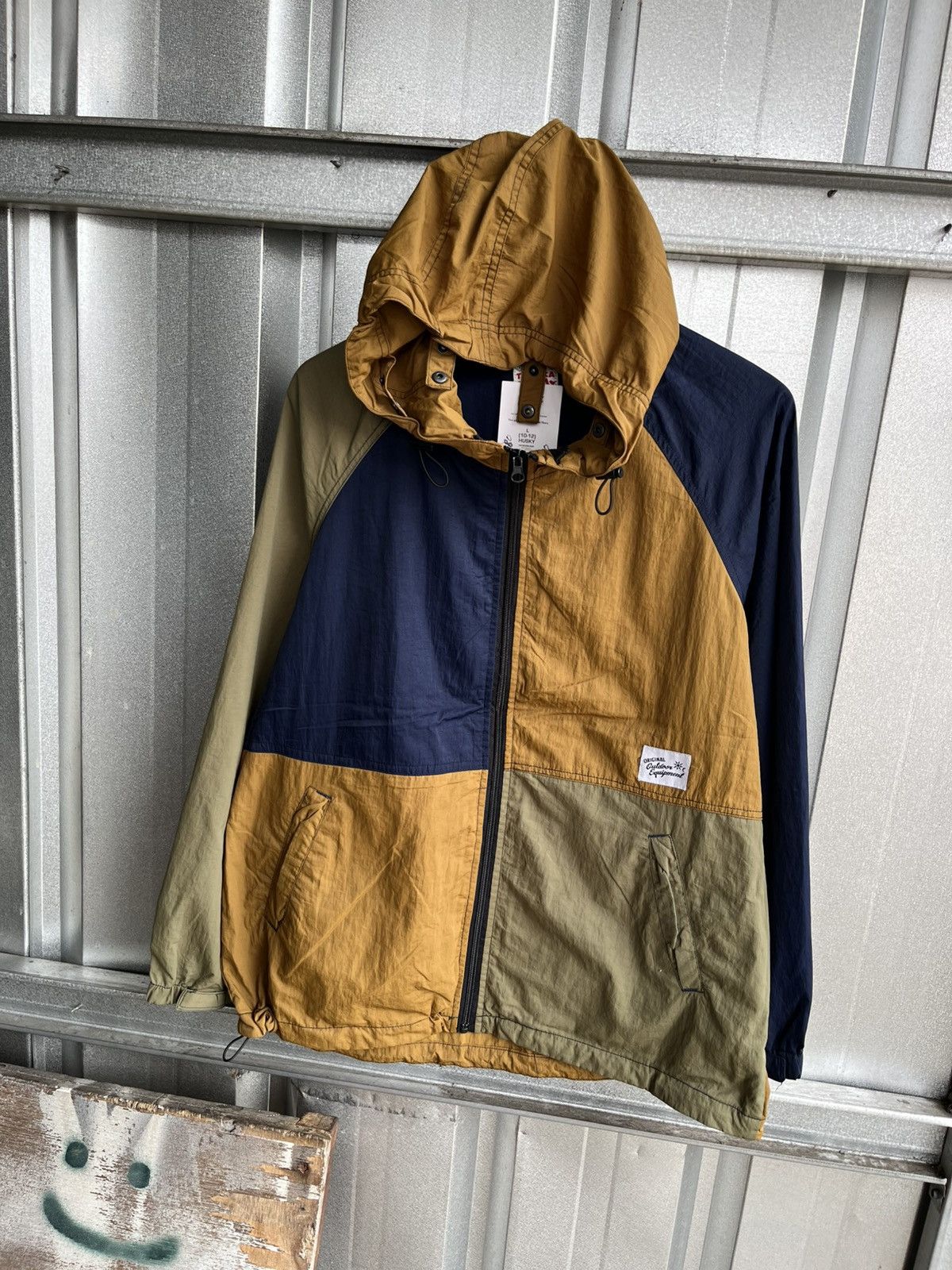 Vintage titicaca mountain wear colour block jacket Size US L / EU 52-54 / 3 - 3 Thumbnail