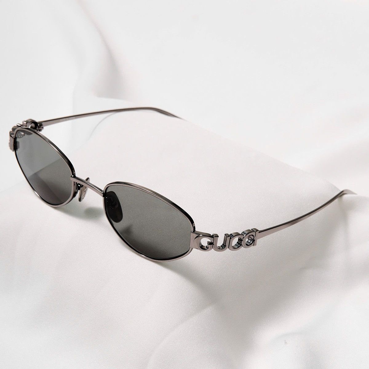Gucci GUCCI GG1935S 001 SUNGLASSES Size ONE SIZE - 2 Thumbnail
